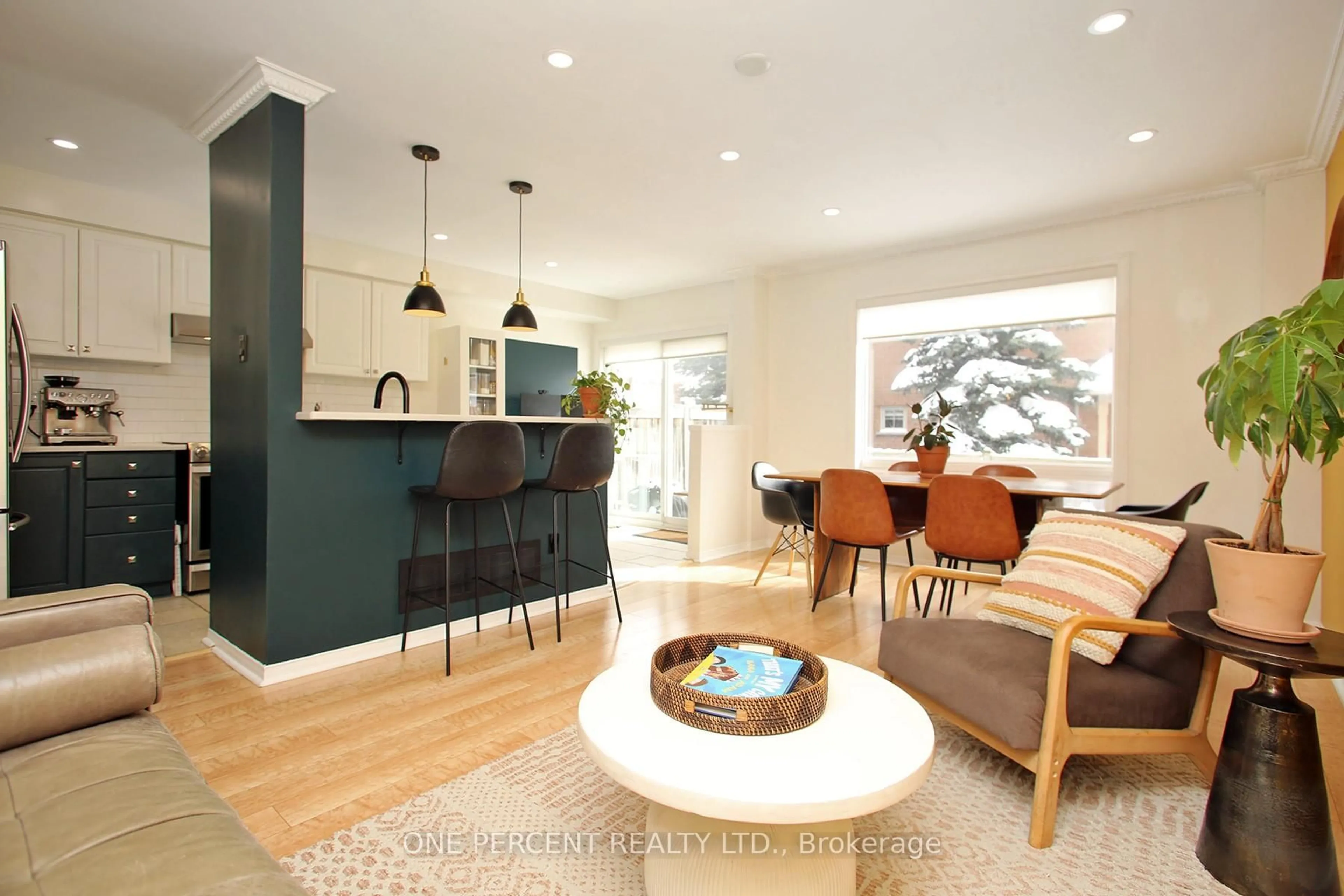 Open concept kitchen, unknown for 5223 Fairford Cres #55, Mississauga Ontario L5V 2M6