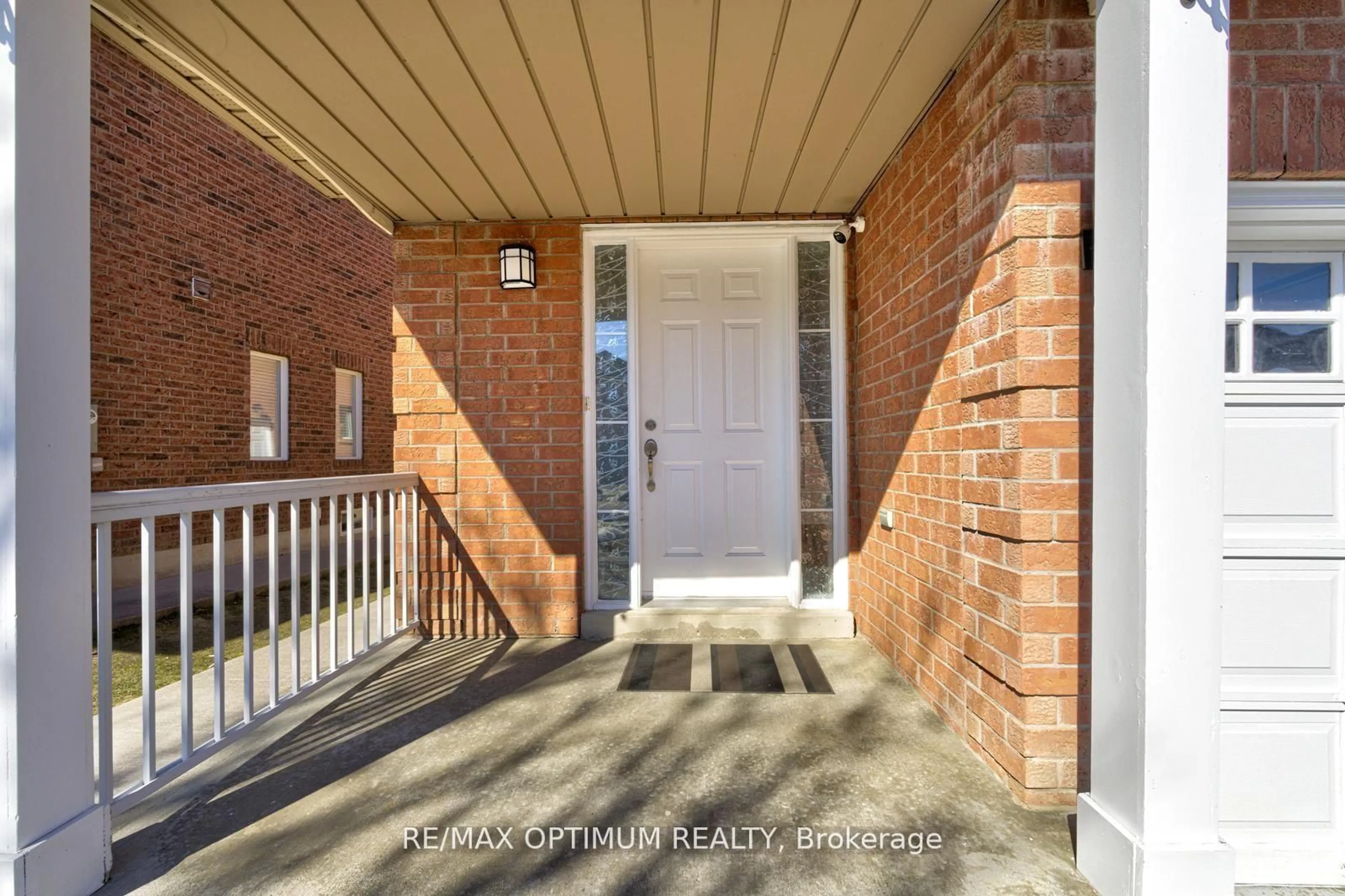 Indoor entryway for 17 Binder Twine Tr, Brampton Ontario L6X 4R2