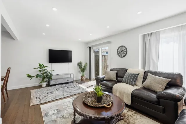 2252 Upper Middle Rd #4, Burlington 5