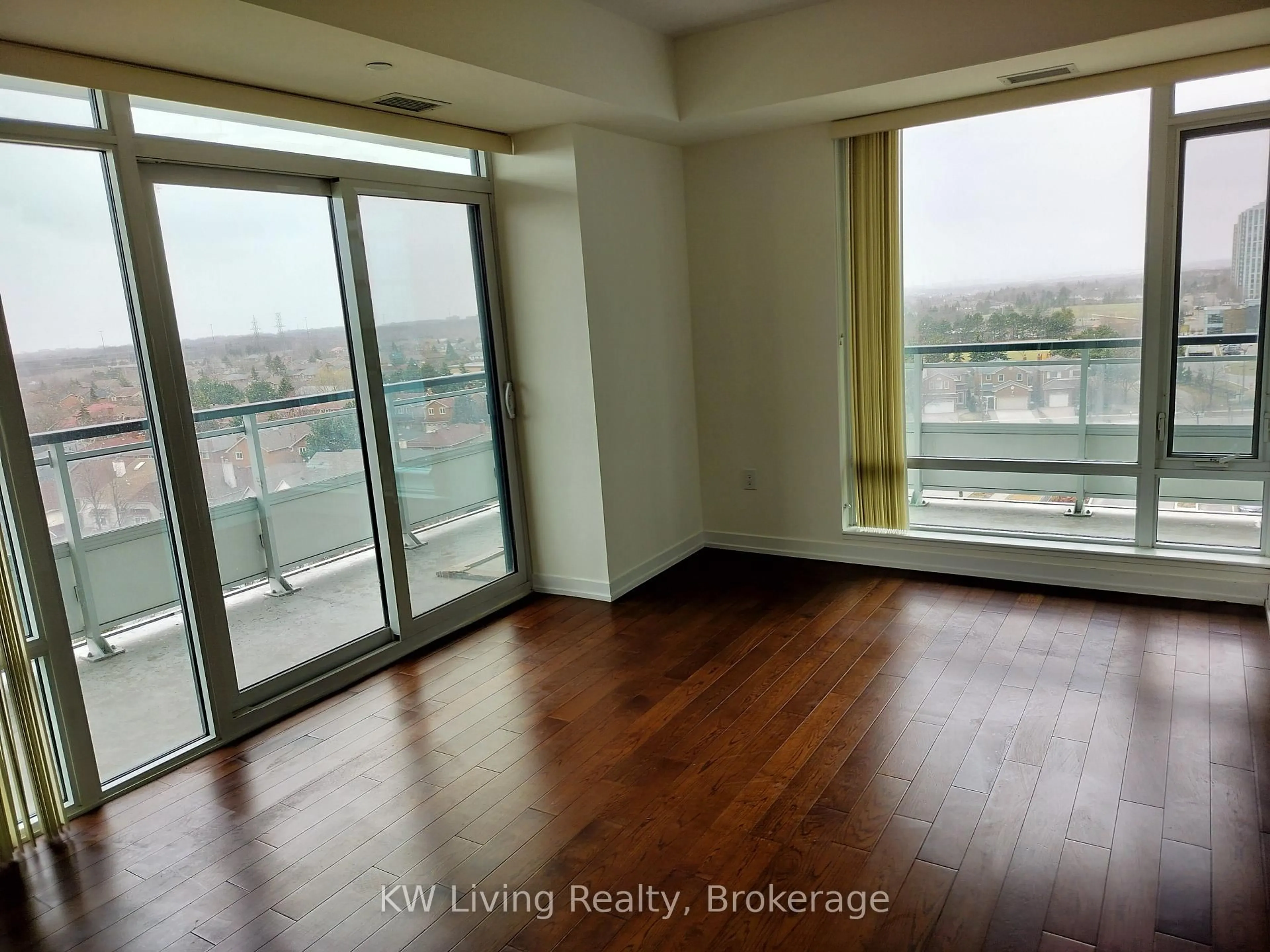 A pic of a room for 2560 Eglinton Ave #805, Mississauga Ontario L5M 0Y3