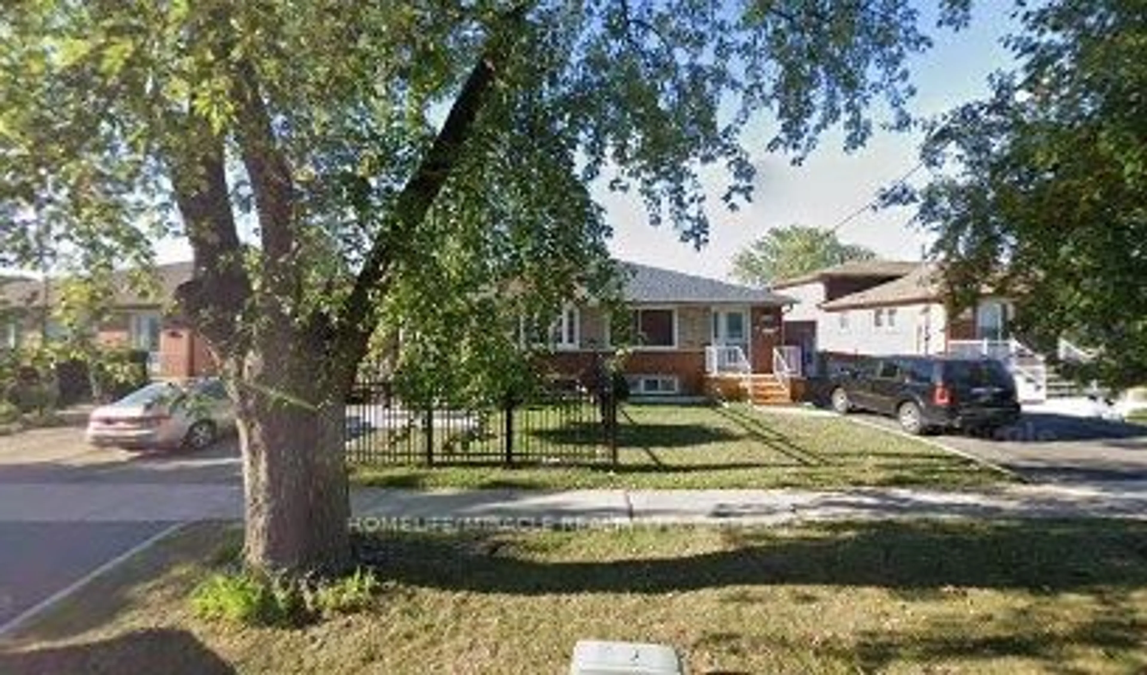 Unknown for 7150 Harwick Dr, Mississauga Ontario L4T 3A4