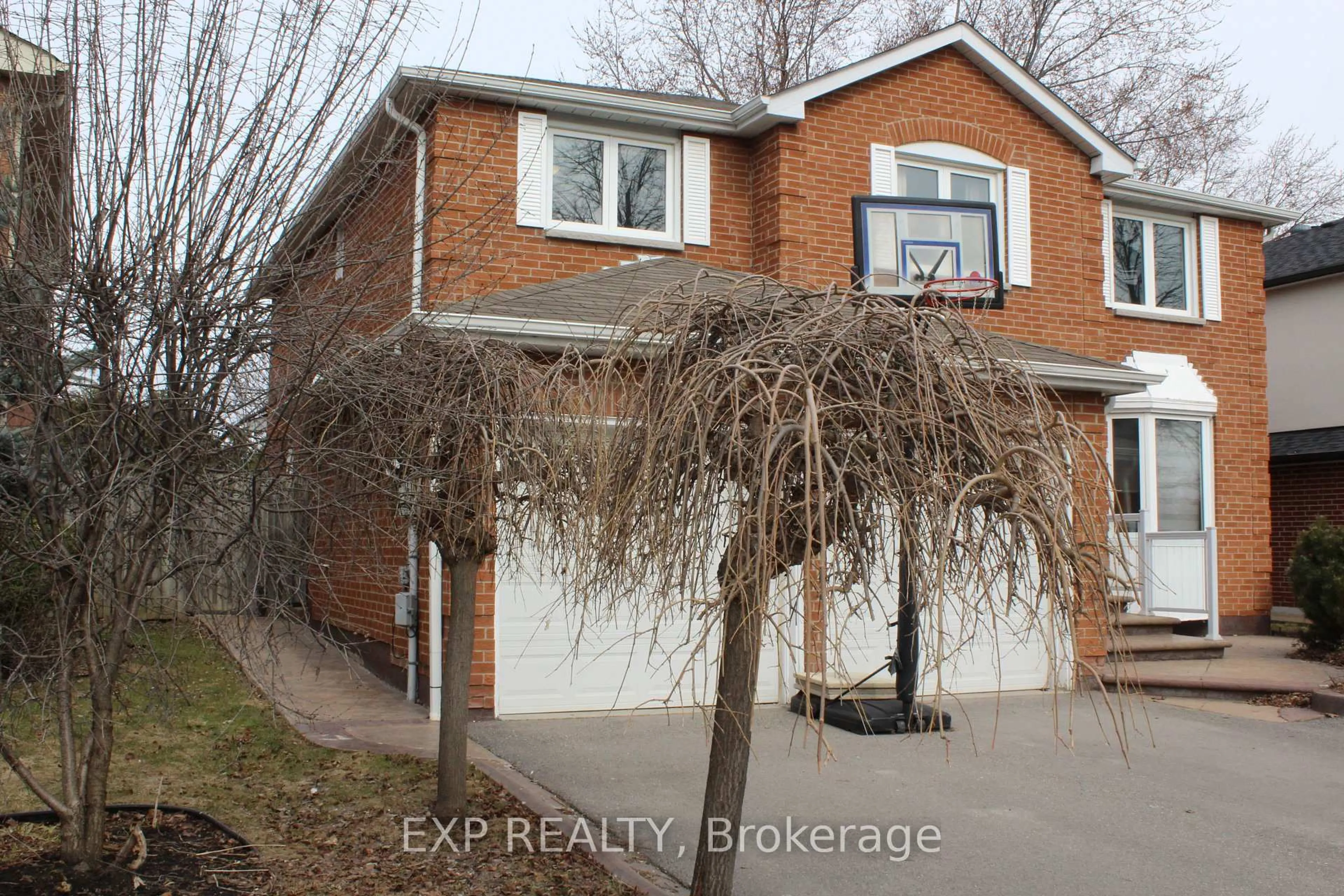 Home with brick exterior material, street for 48 Howell St, Brampton Ontario L6Y 3H8