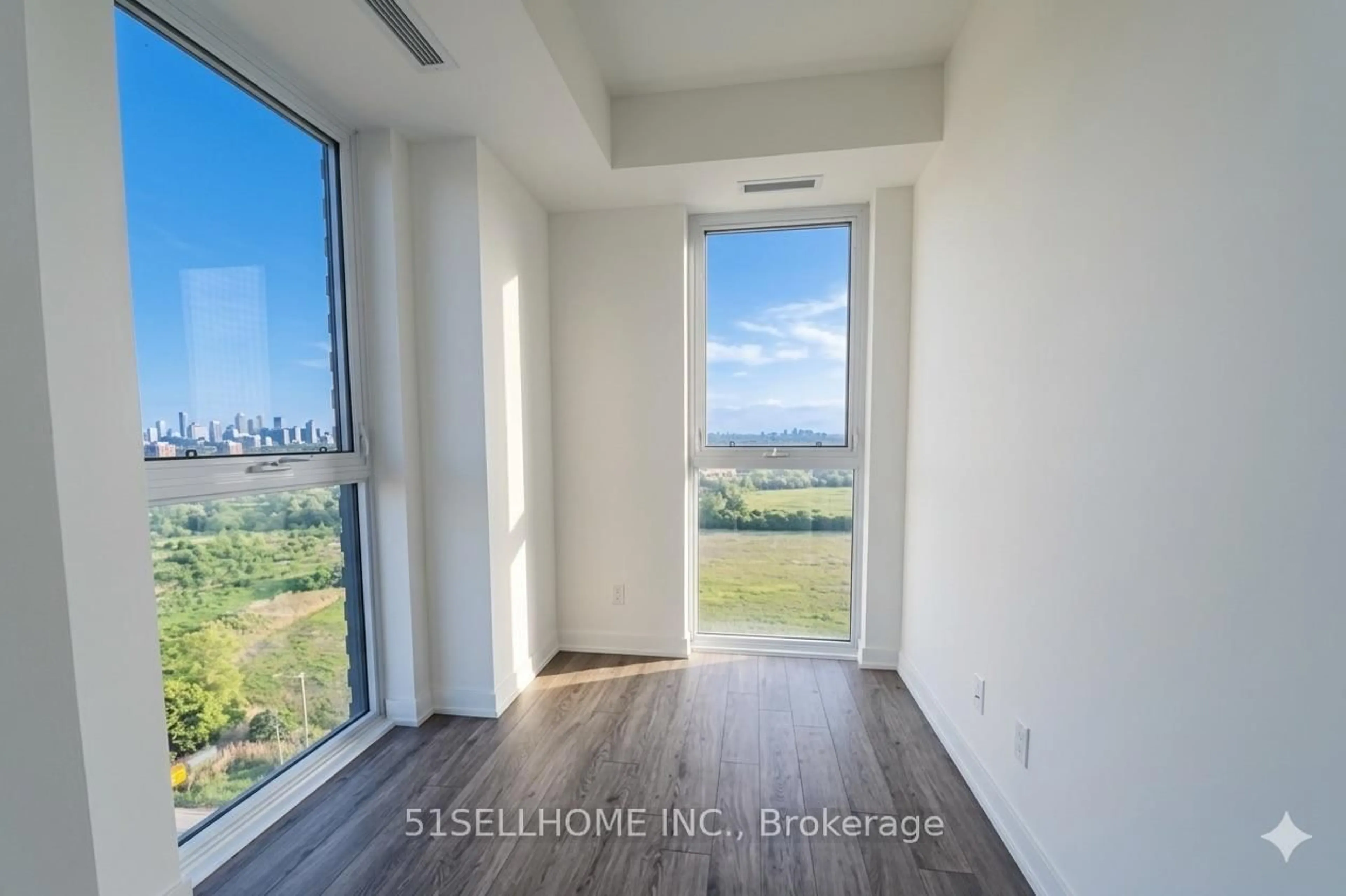 Indoor entryway for 335 Wheat Boom Dr #1303, Oakville Ontario L6H 7Y1