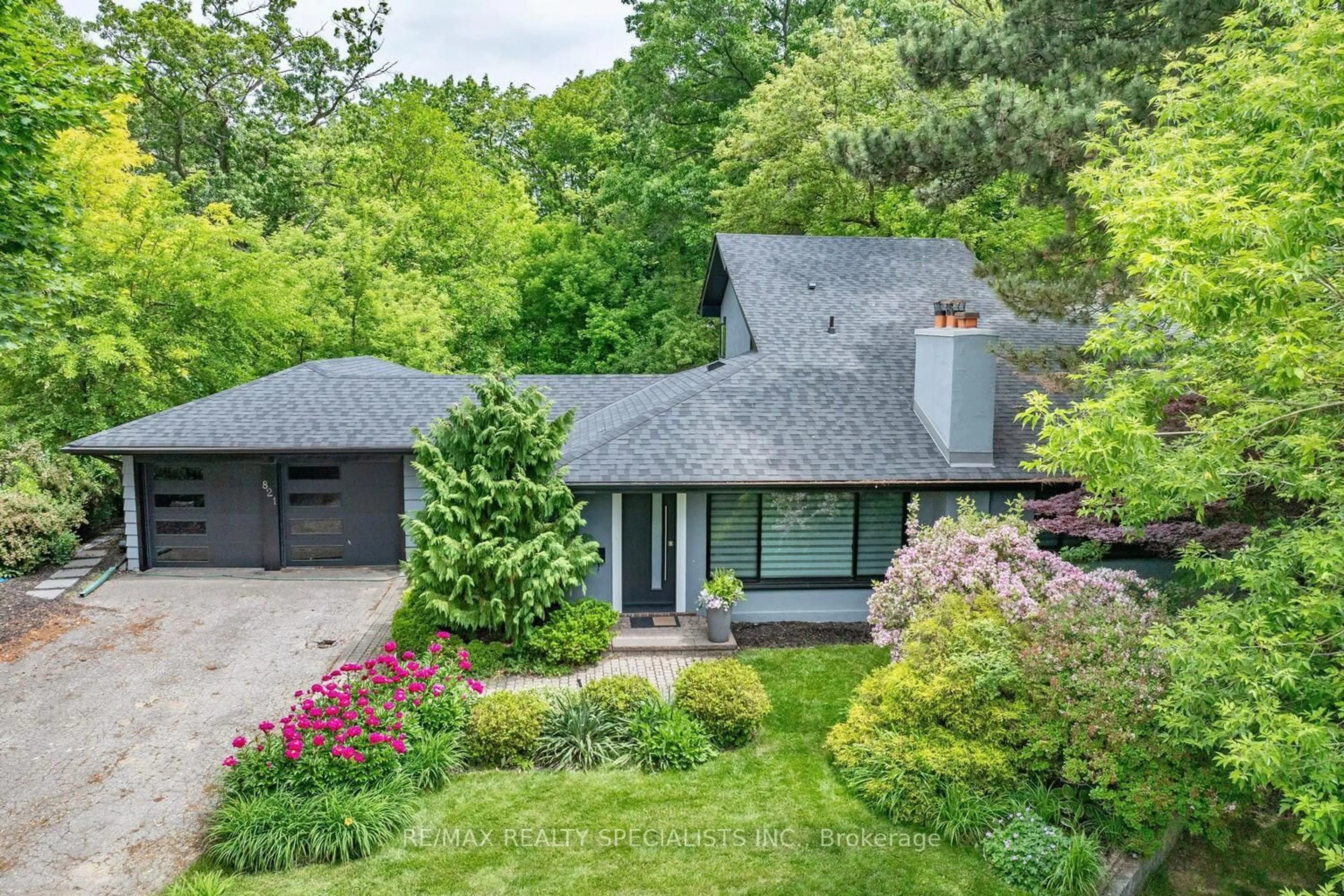 Unknown for 821 Parkland Ave, Mississauga Ontario L5H 3G6