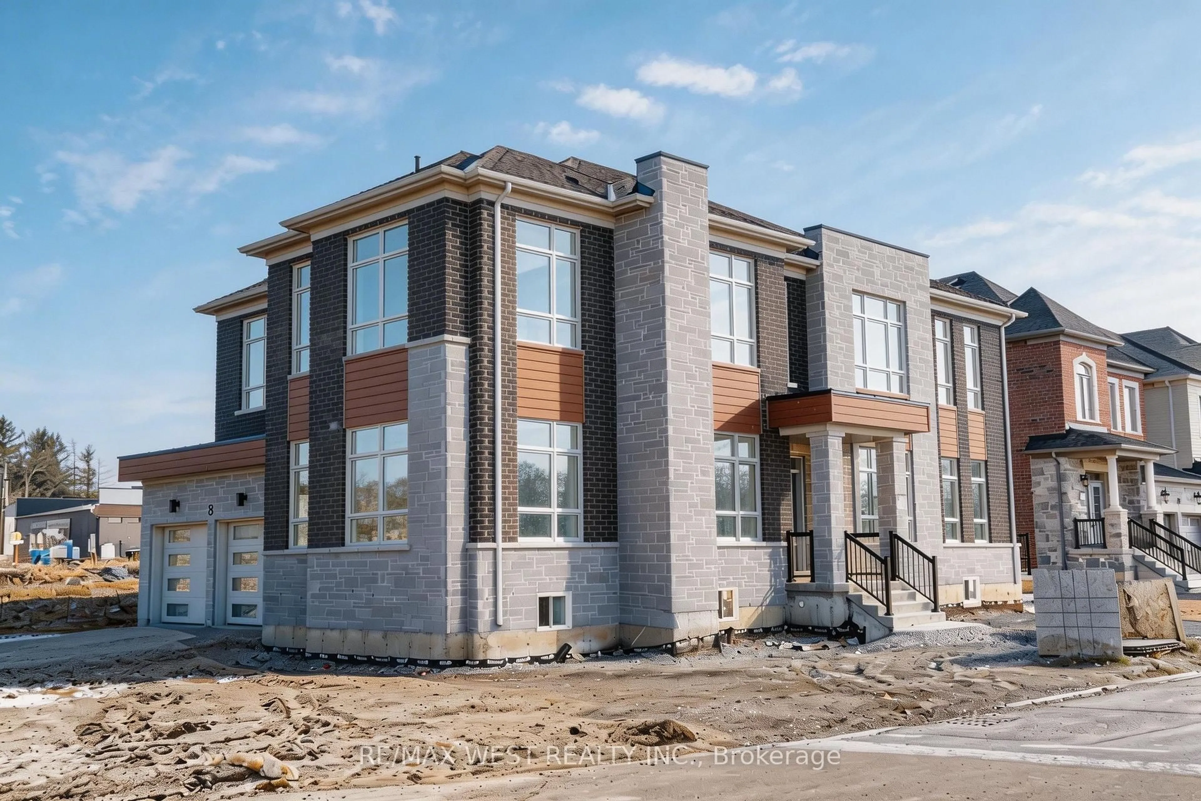 Home with brick exterior material, building for 8 Tarbox Ave, Caledon Ontario L7C 0A8