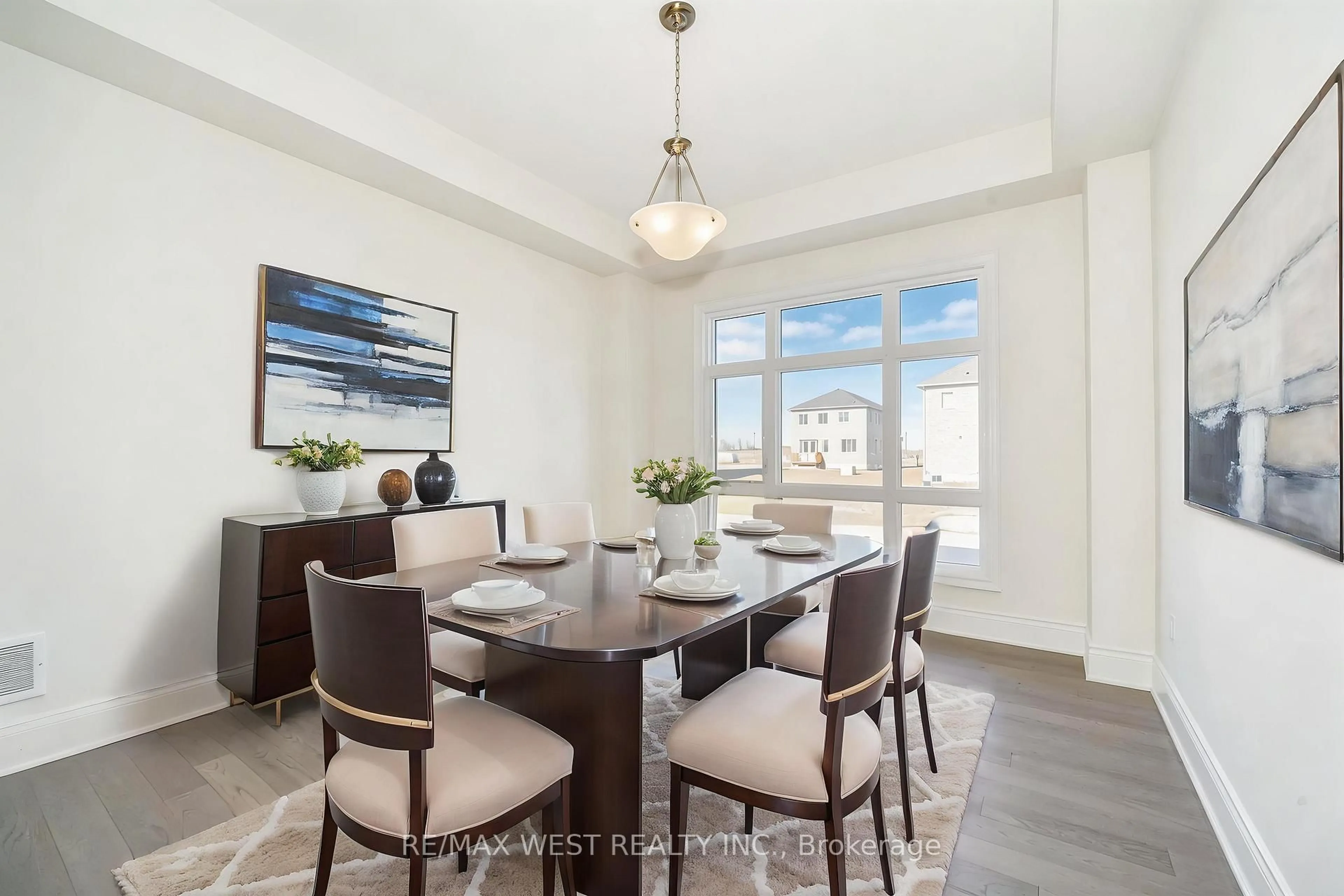 Dining room, unknown for 8 Tarbox Ave, Caledon Ontario L7C 0A8