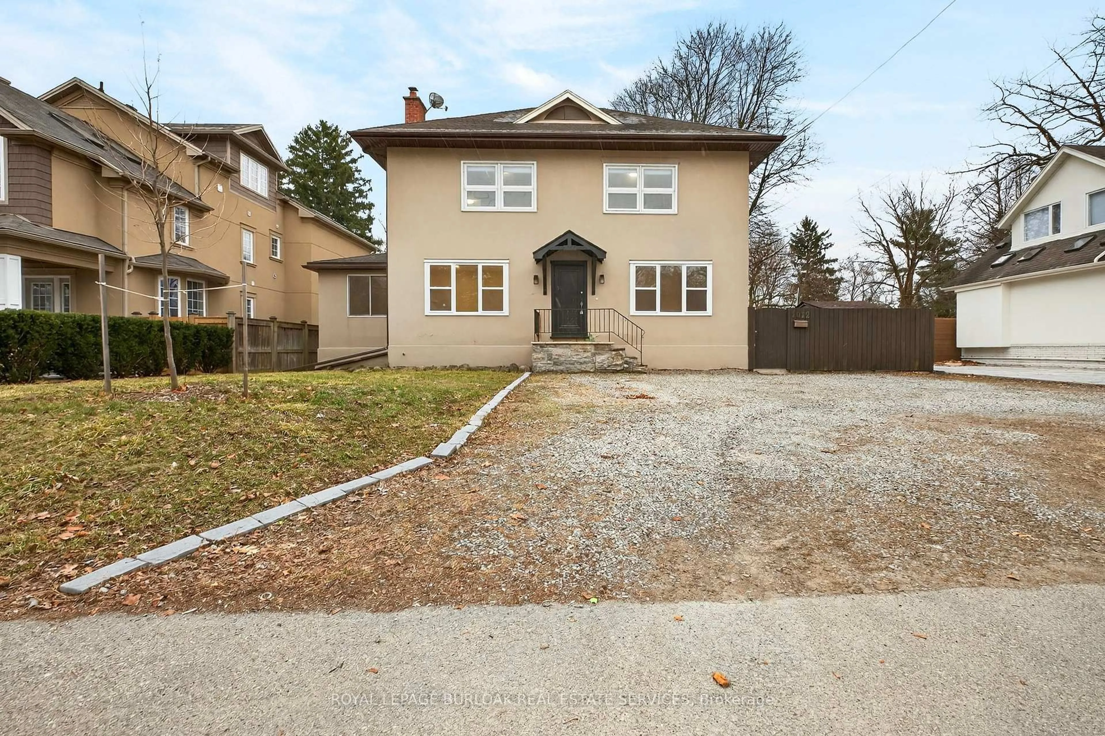 Unknown for 1012 North Shore Blvd, Burlington Ontario L7T 1X7