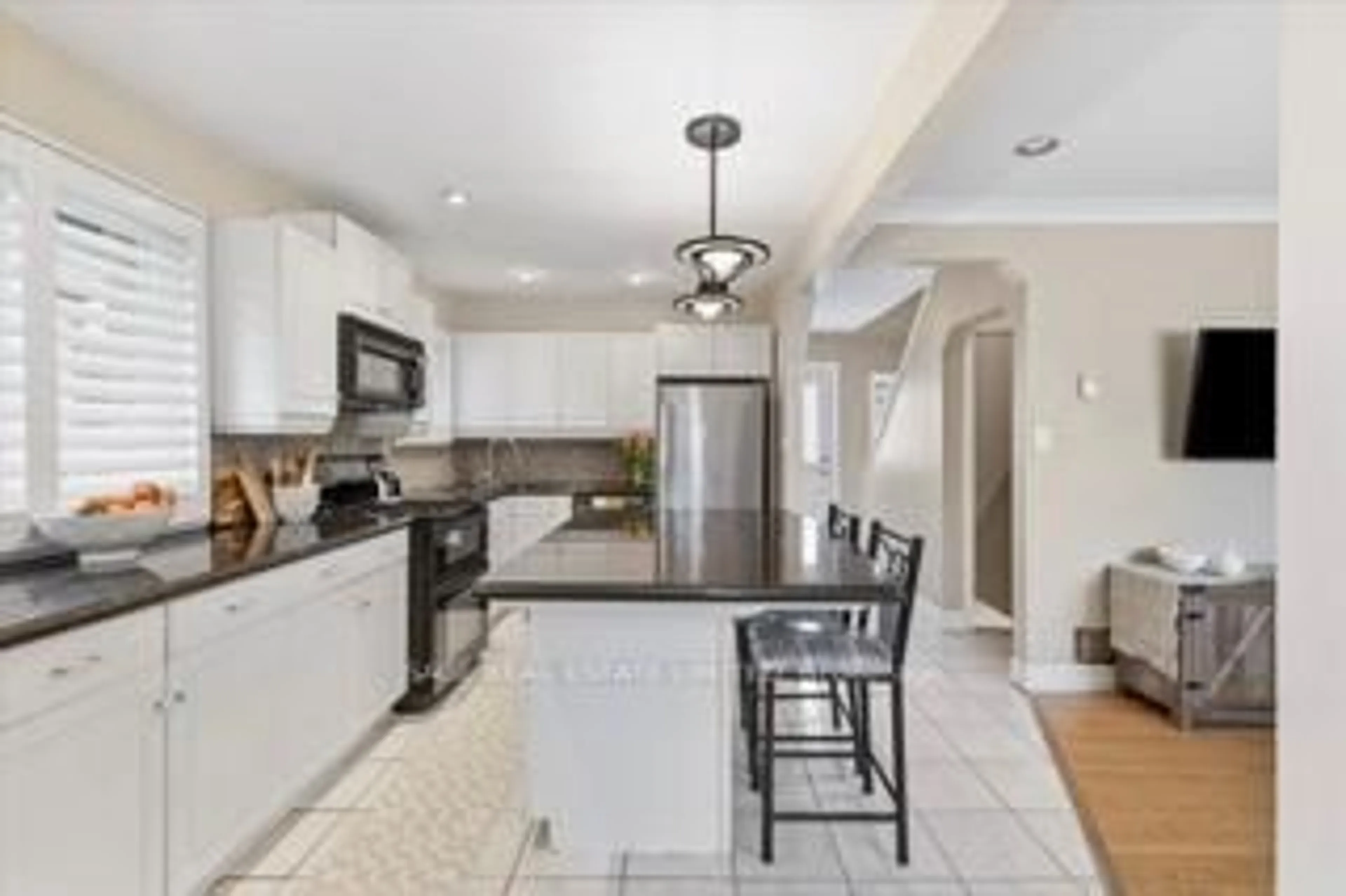 Open concept kitchen, ceramic/tile floor for 11 Chelsea Dr, Toronto Ontario M8W 4R5