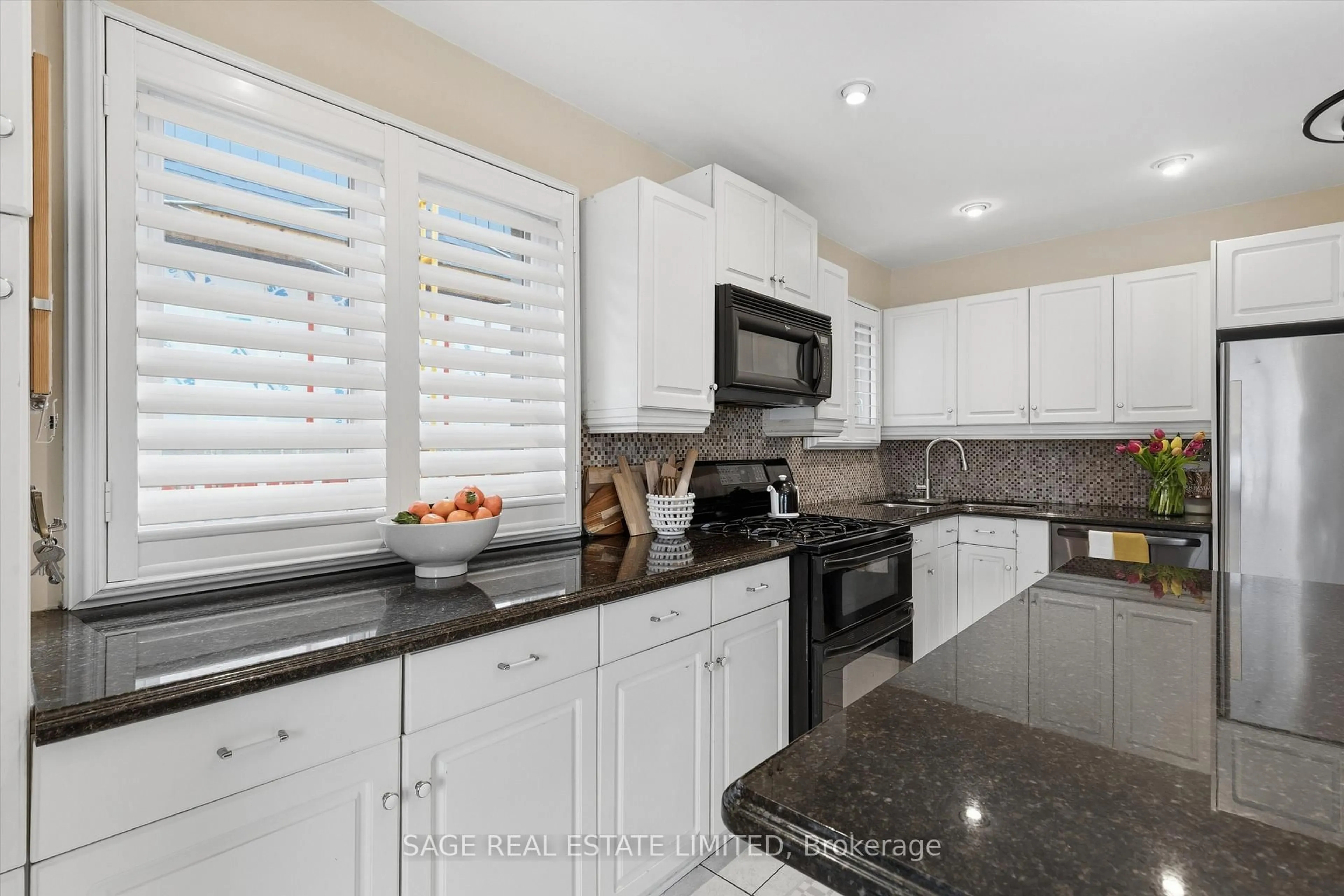 Unknown for 11 Chelsea Dr, Toronto Ontario M8W 4R5