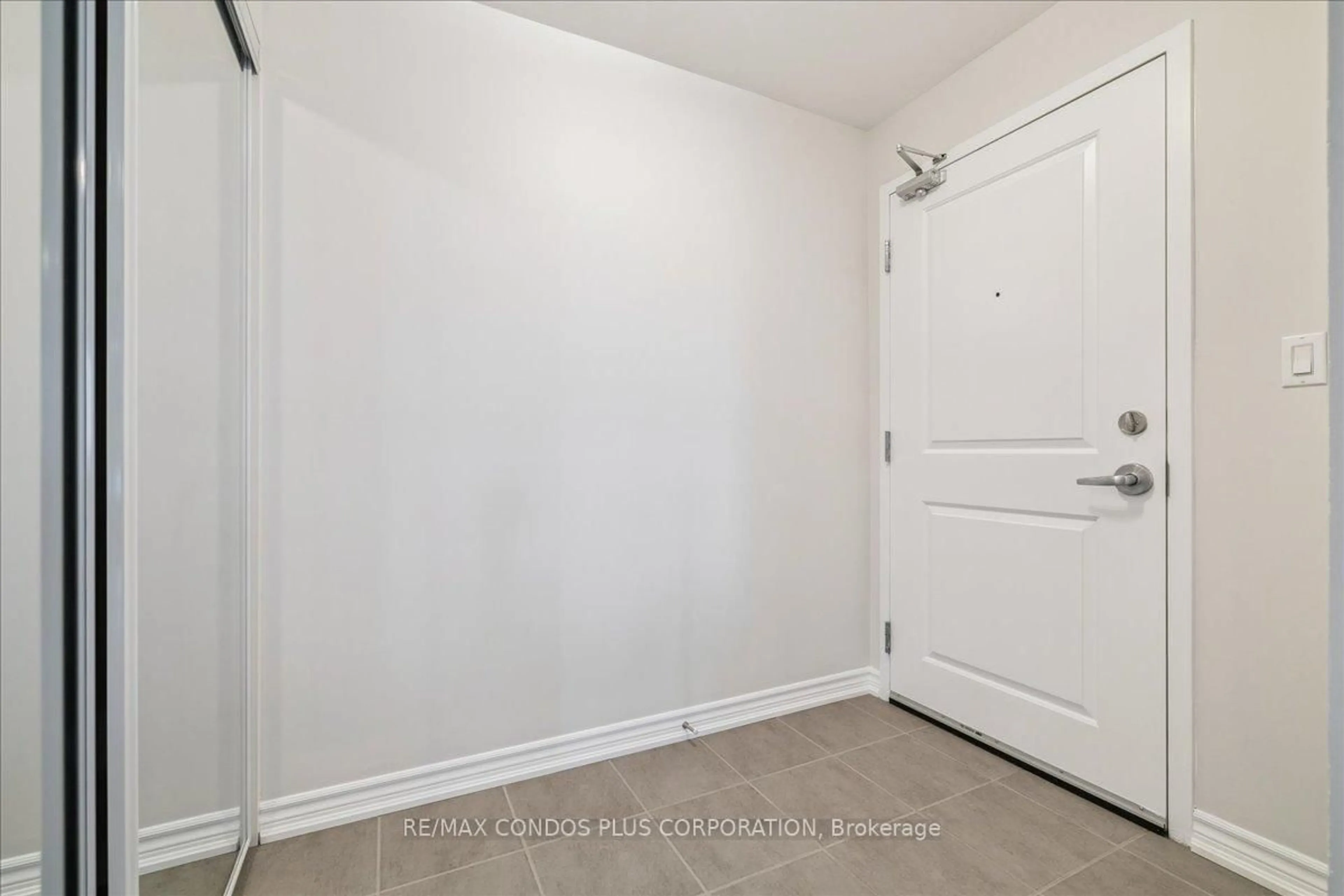 Unknown for 620 Sauve St #301, Milton Ontario L9T 9A5