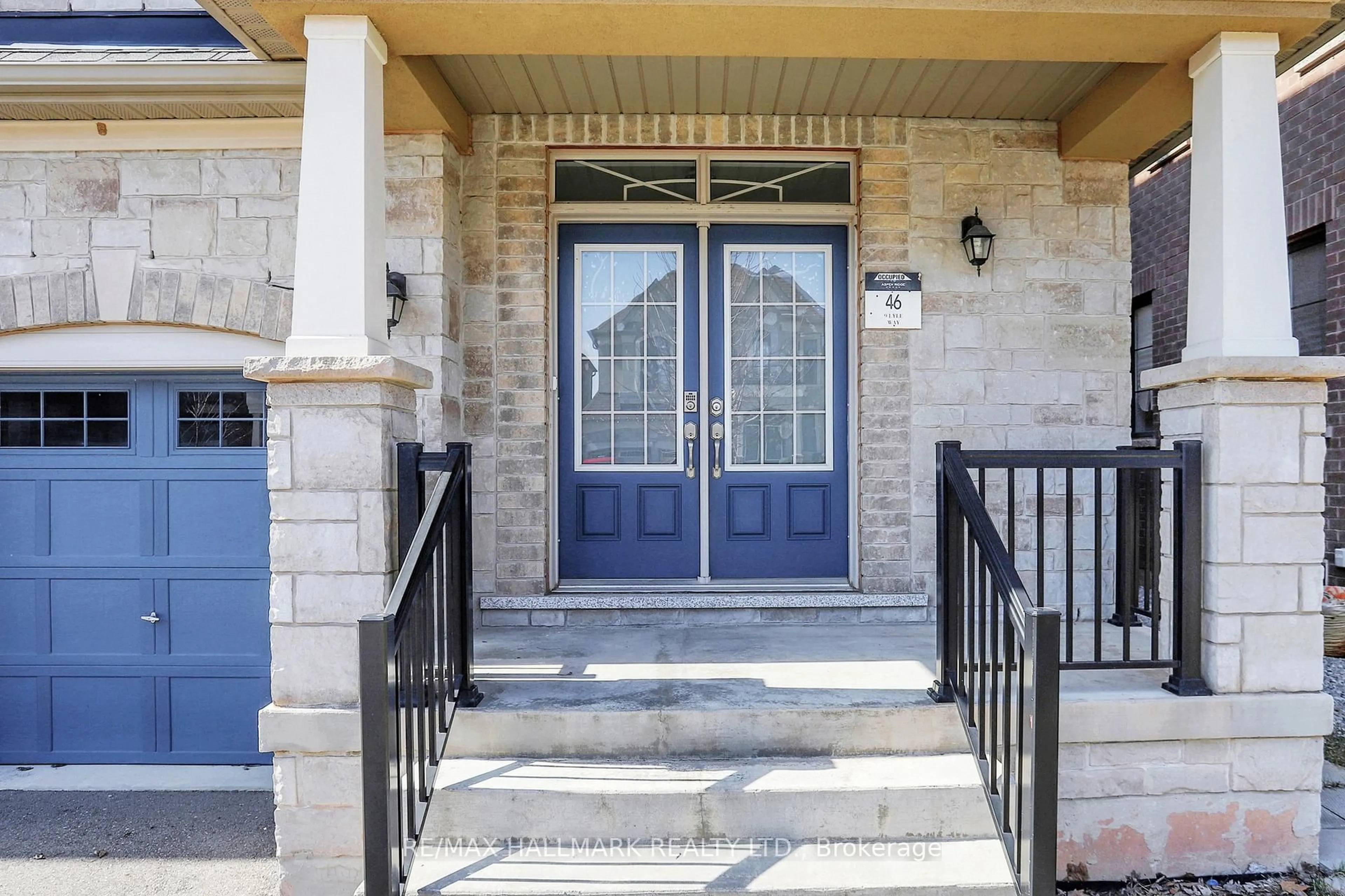 Indoor entryway for 9 Lyle Way, Brampton Ontario L6X 5P8