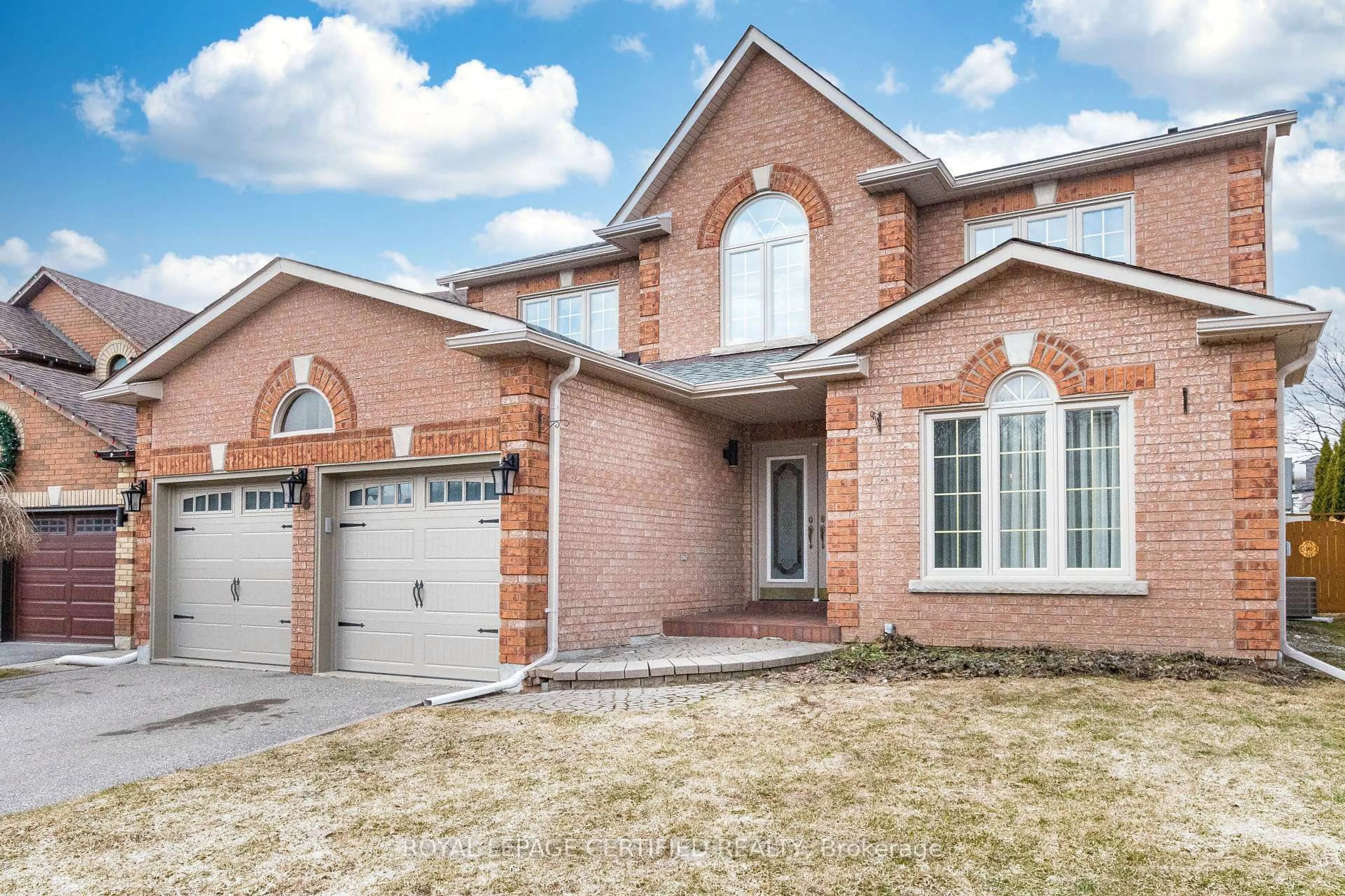 Home with brick exterior material, street for 48 Fernbrook Cres, Brampton Ontario L6Z 3P1