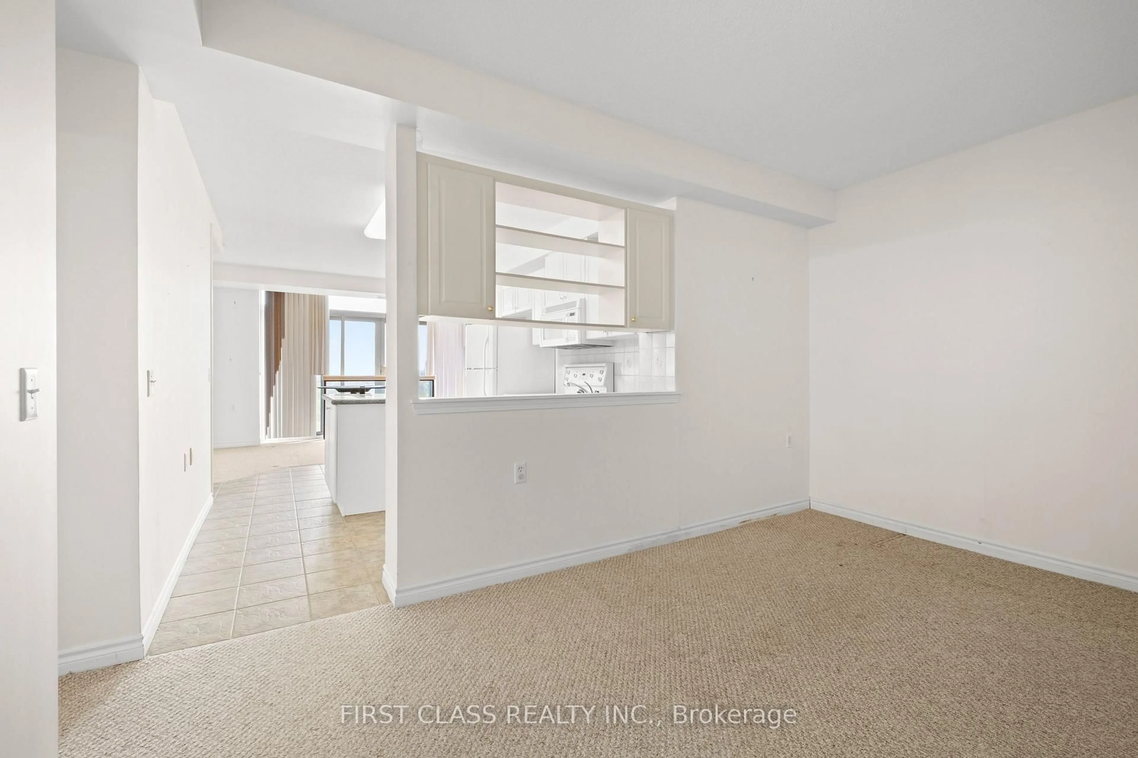 Unknown for 200 Burnhamthorpe Rd #905, Mississauga Ontario L5A 4E8