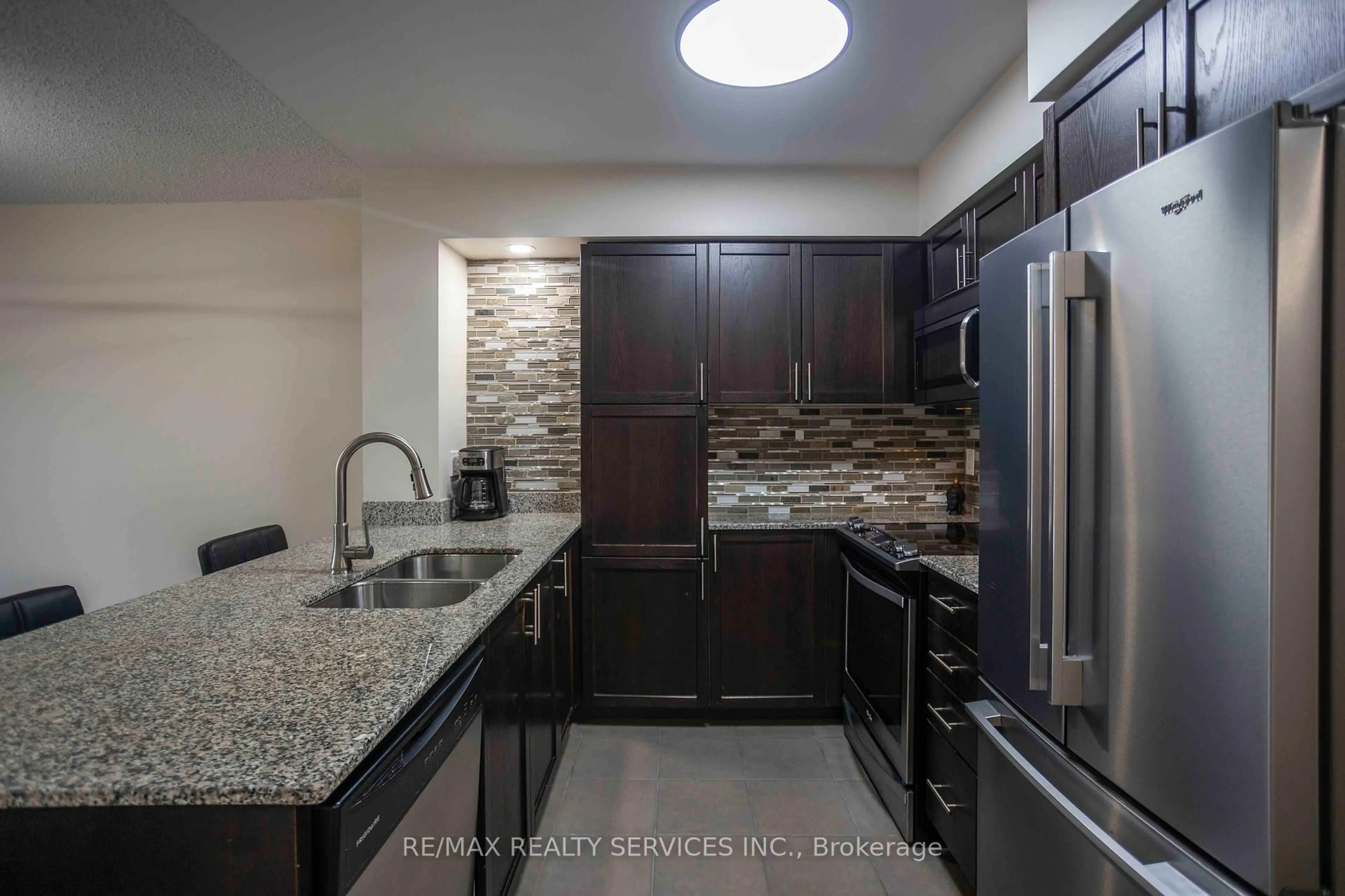 Standard kitchen, ceramic/tile floor for 800 Lawrence Ave #703, Toronto Ontario M6A 0B1