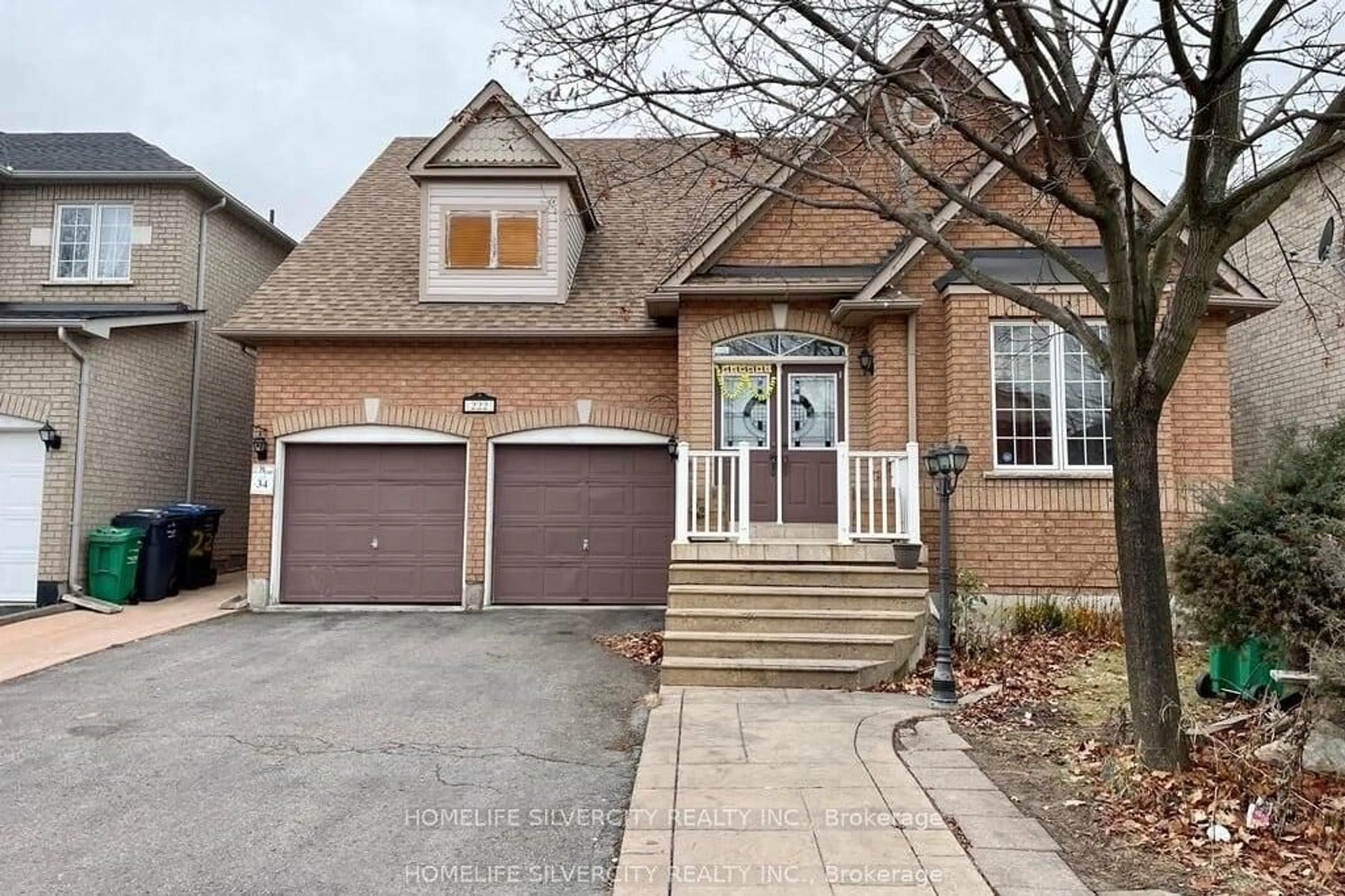 Home with brick exterior material, street for 222 Edenbrook Hill Dr, Brampton Ontario L7A 2W7