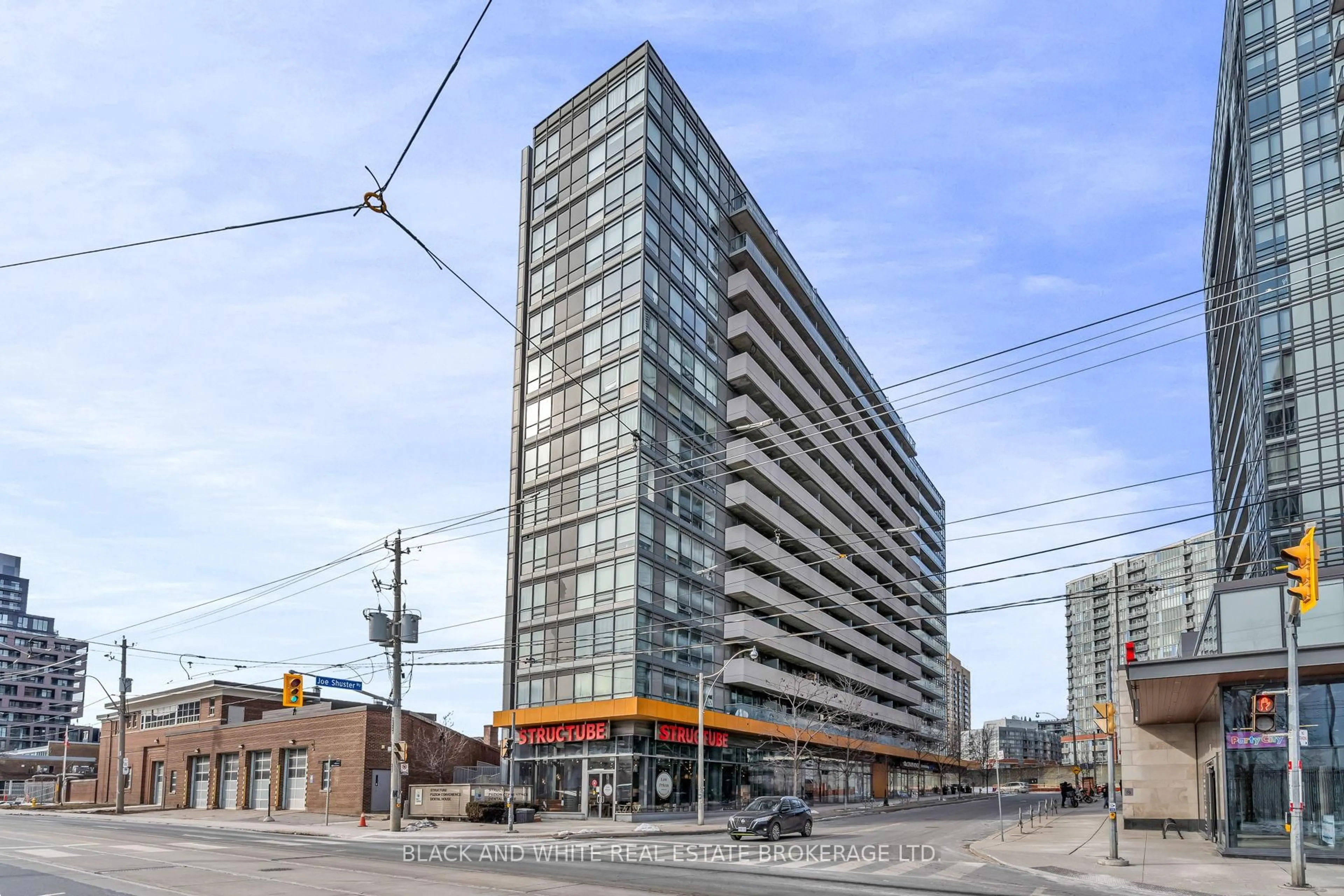 Unknown for 20 Joe Shuster Way #403, Toronto Ontario M6K 0A3