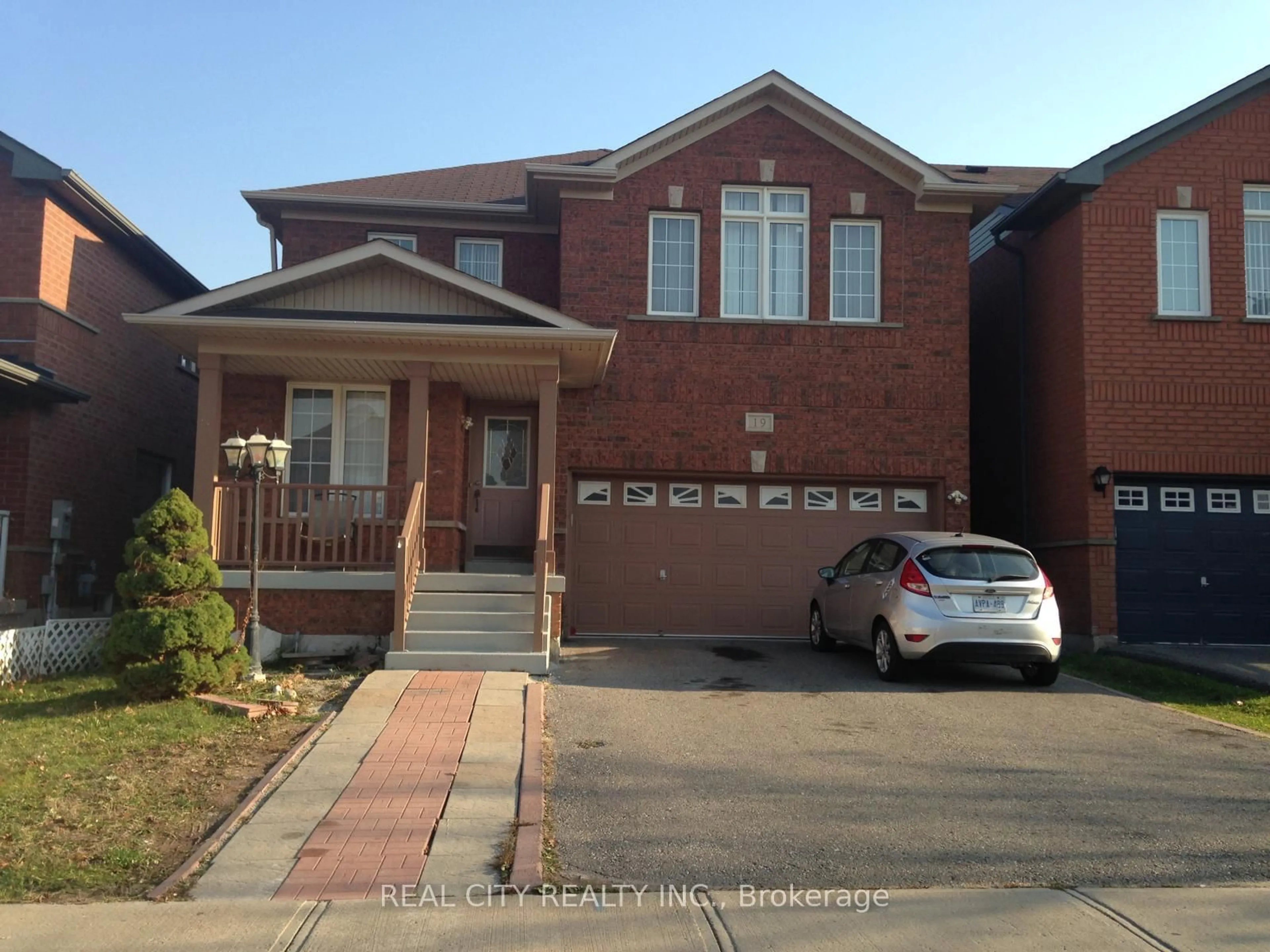 Home with brick exterior material, street for 19 Fairhill Ave, Brampton Ontario L7A 2A9