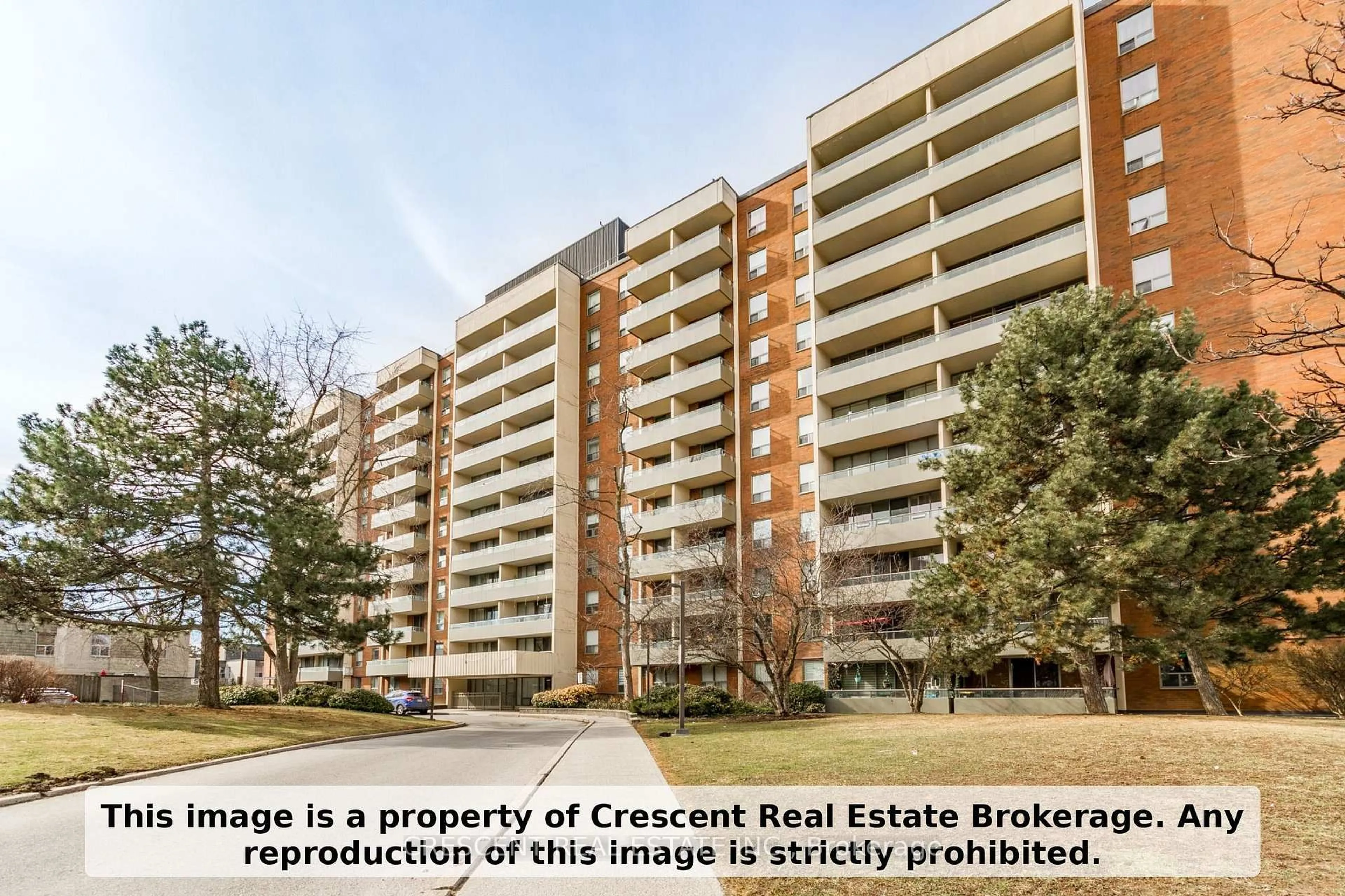 A pic from outside/outdoor area/front of a property/back of a property/a pic from drone, street for 9 Four Winds Dr #710, Toronto Ontario M3J 2S8