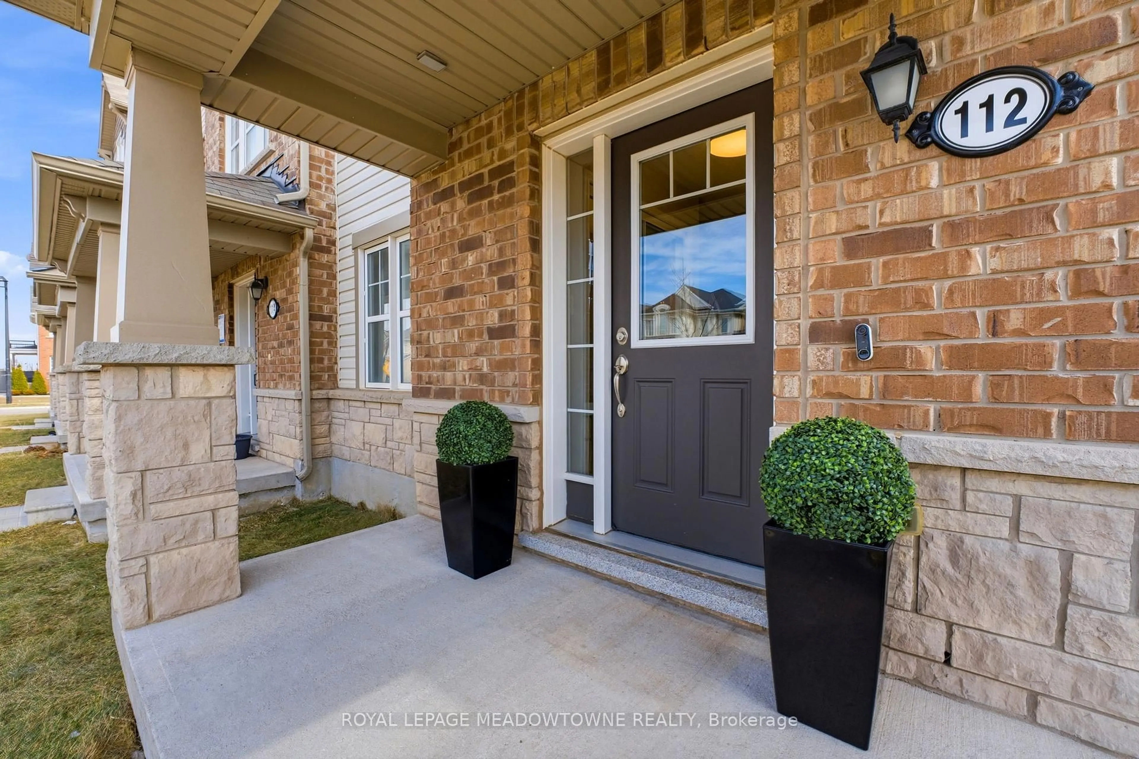 Unknown for 112 Whitlock Ave, Milton Ontario L9E 1G3