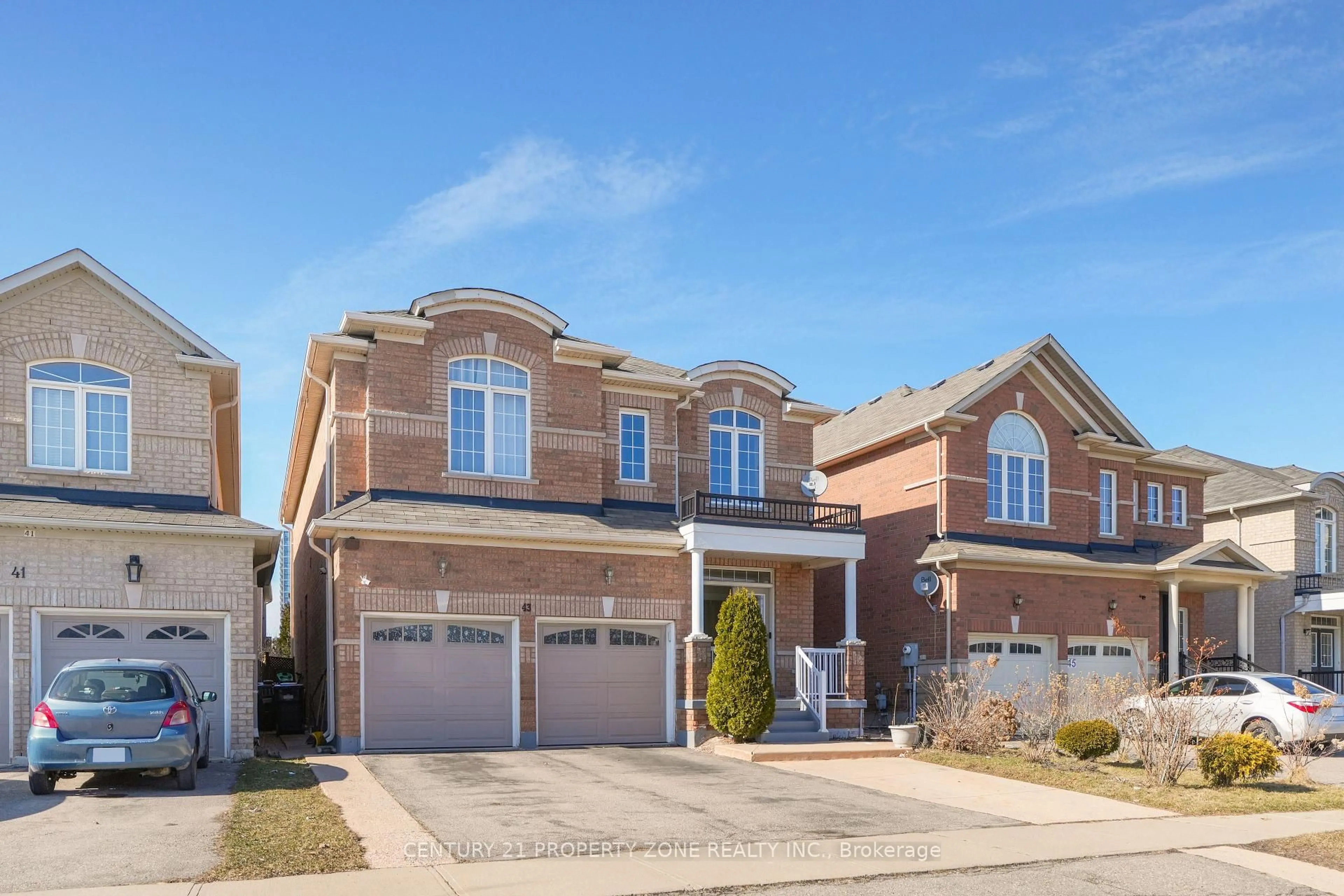 Home with brick exterior material, street for 43 Alice Springs Cres, Brampton Ontario L6X 0R7