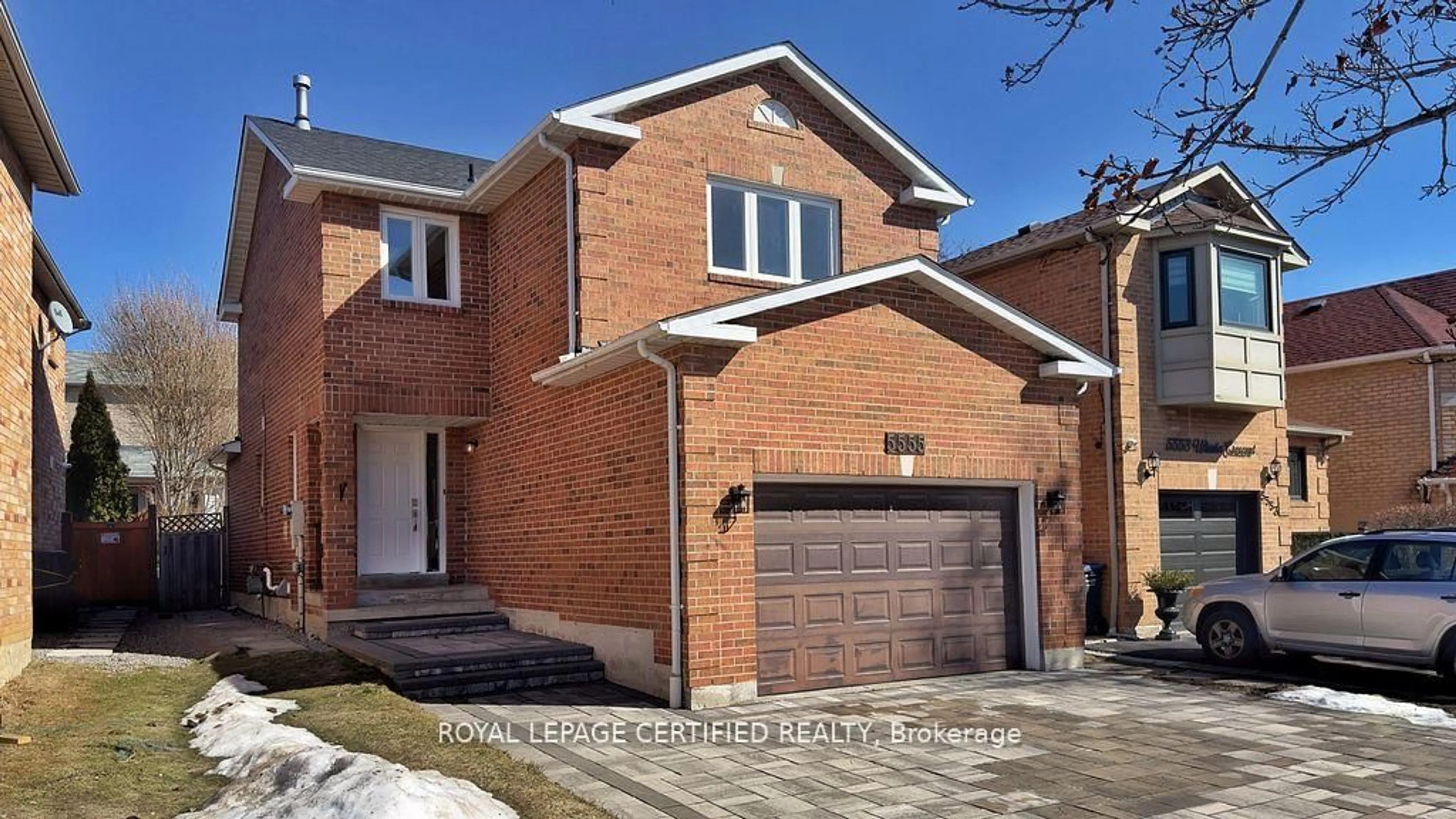 Home with brick exterior material, street for 5555 WHISTLER Cres, Mississauga Ontario L4Z 3R5