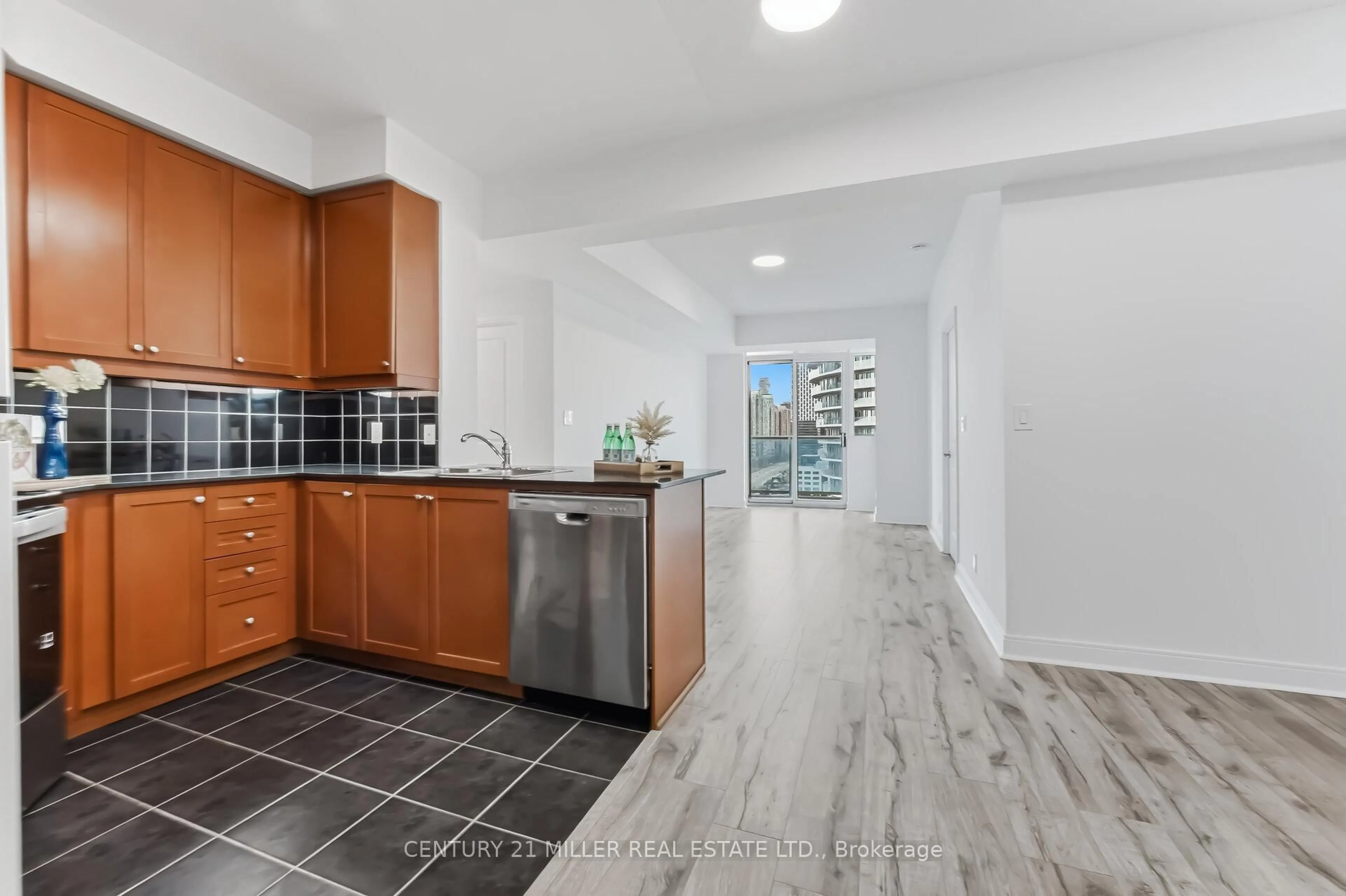 Unknown for 80 Absolute Ave #1807, Mississauga Ontario L4Z 0A5