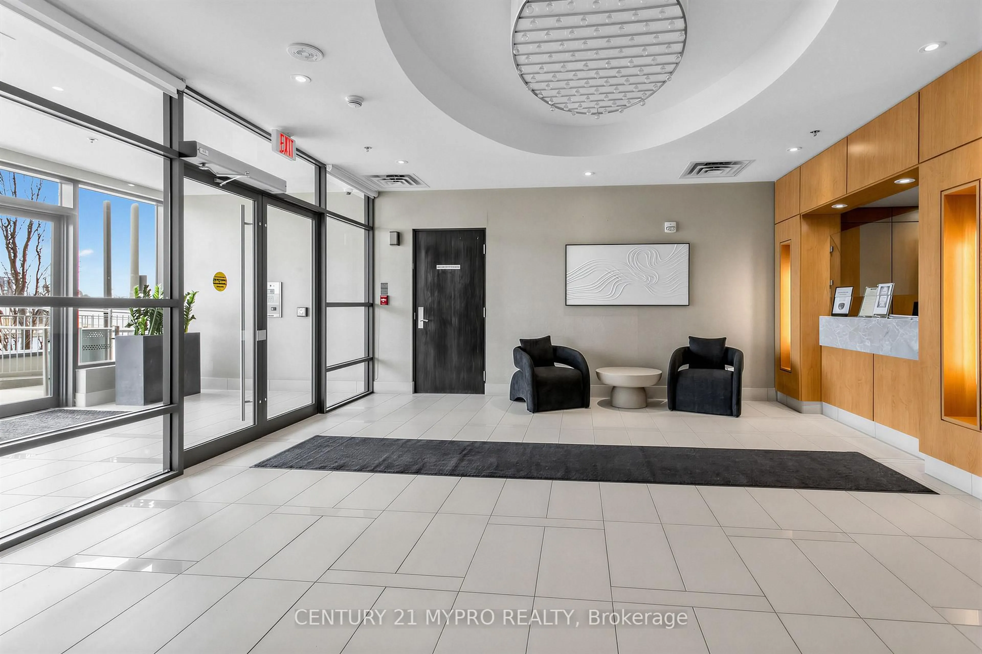 Indoor foyer for 840 Queens Plate Dr #605, Toronto Ontario M9W 7J9