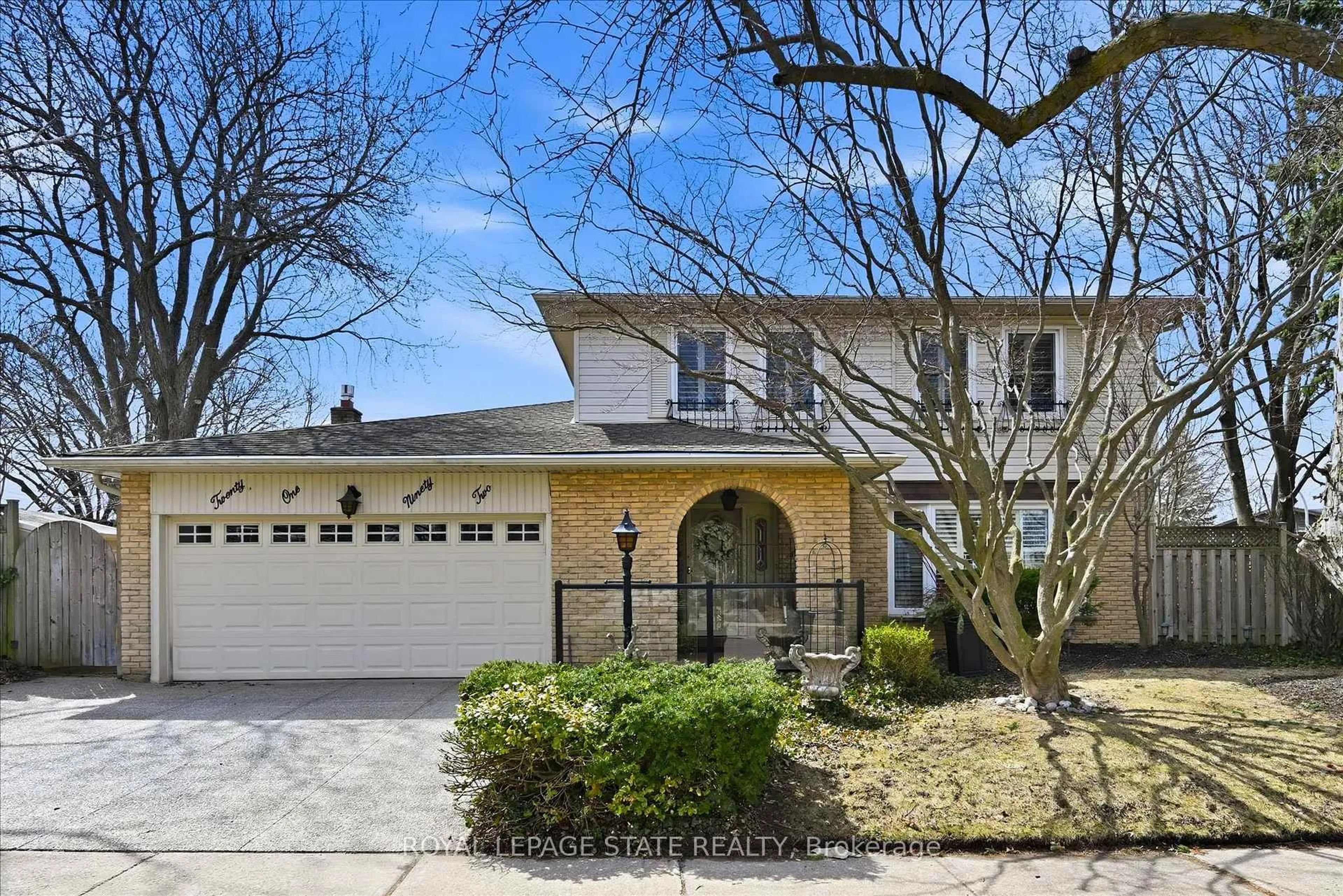 Unknown for 2192 Ireland Dr, Burlington Ontario L7P 3G1