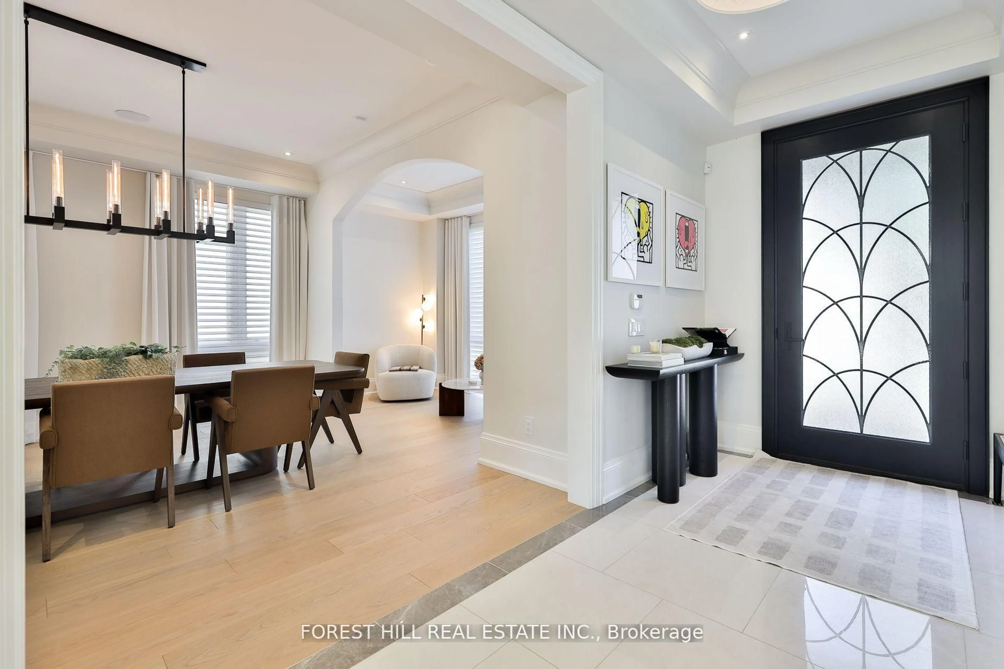 Indoor entryway for 84 Botfield Ave, Toronto Ontario M9B 4E4