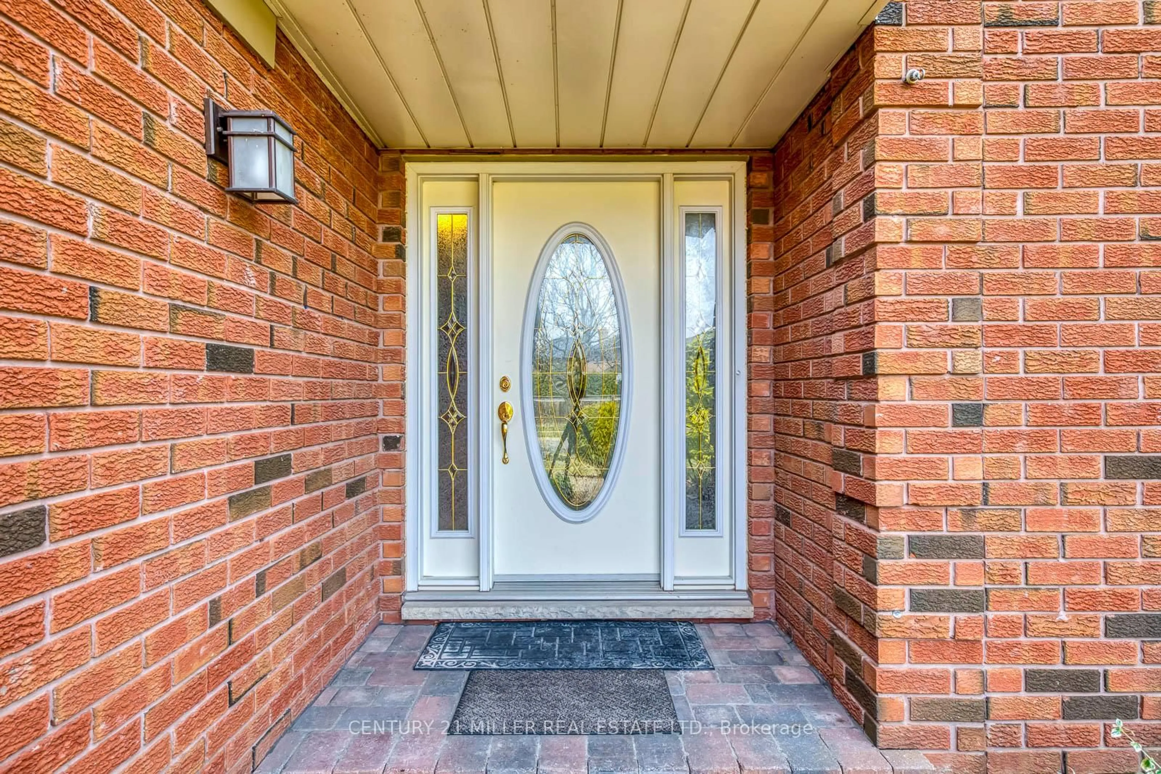 Indoor entryway for 1149 Windrush Dr, Oakville Ontario L6M 1S9