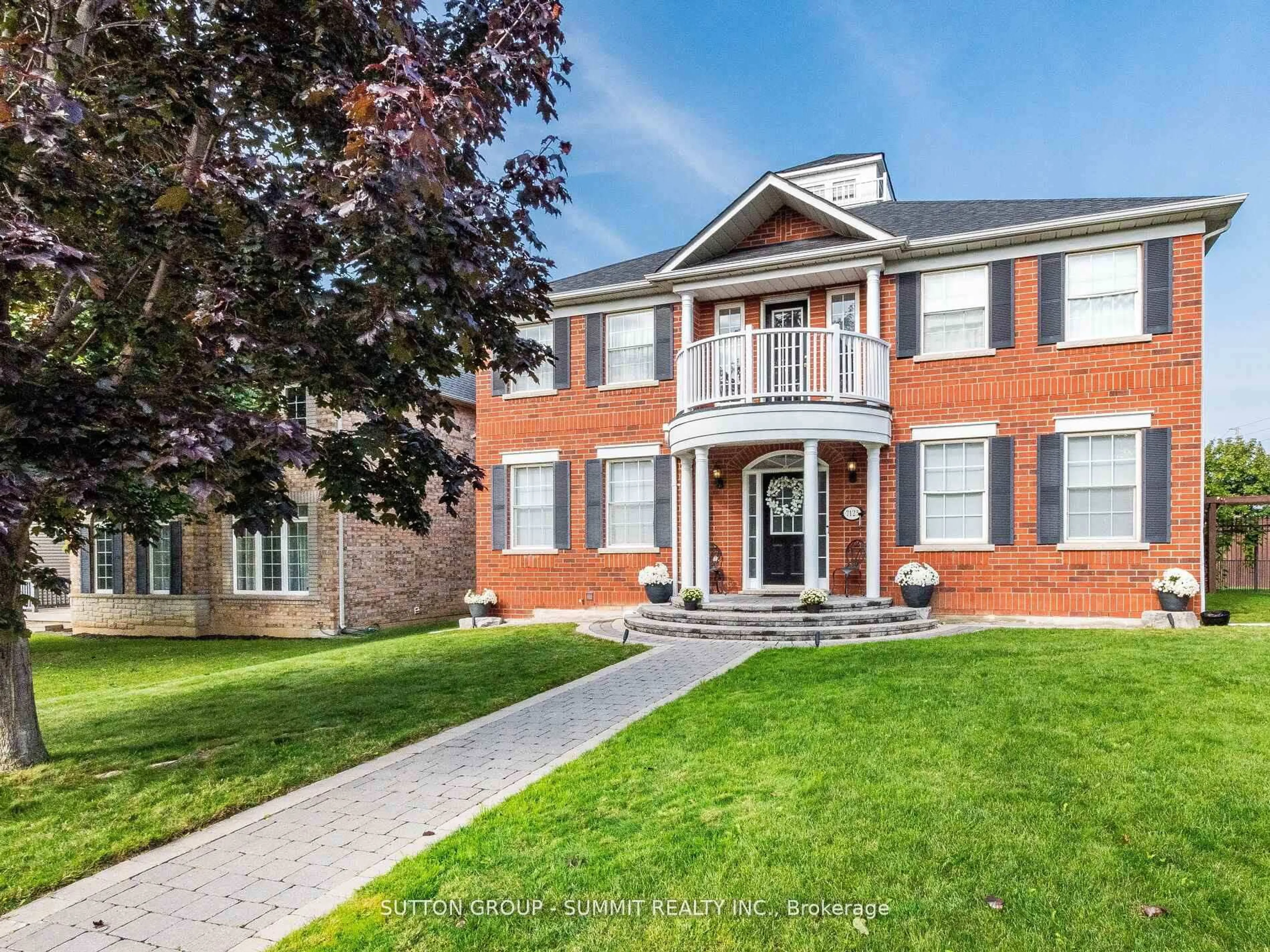 Home with brick exterior material, street for 7123 GILLESPIE Lane, Mississauga Ontario L5W 1E8