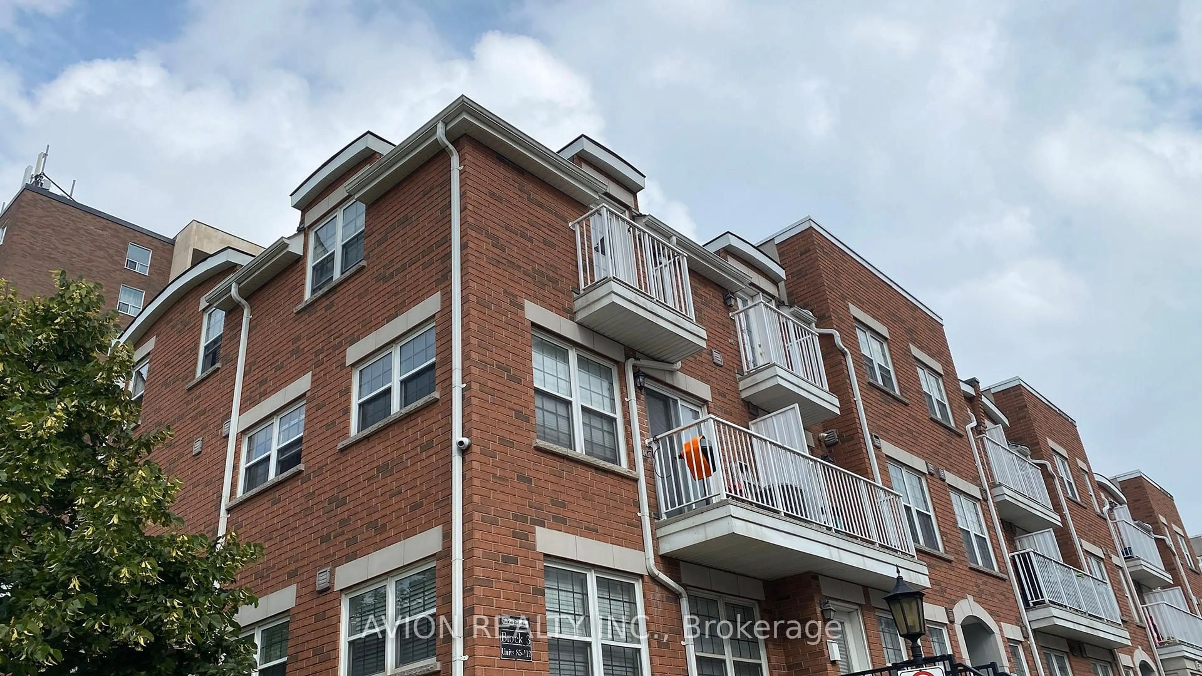 Home with brick exterior material, building for 37 Four Winds Dr #111, Toronto Ontario M3J 1K7