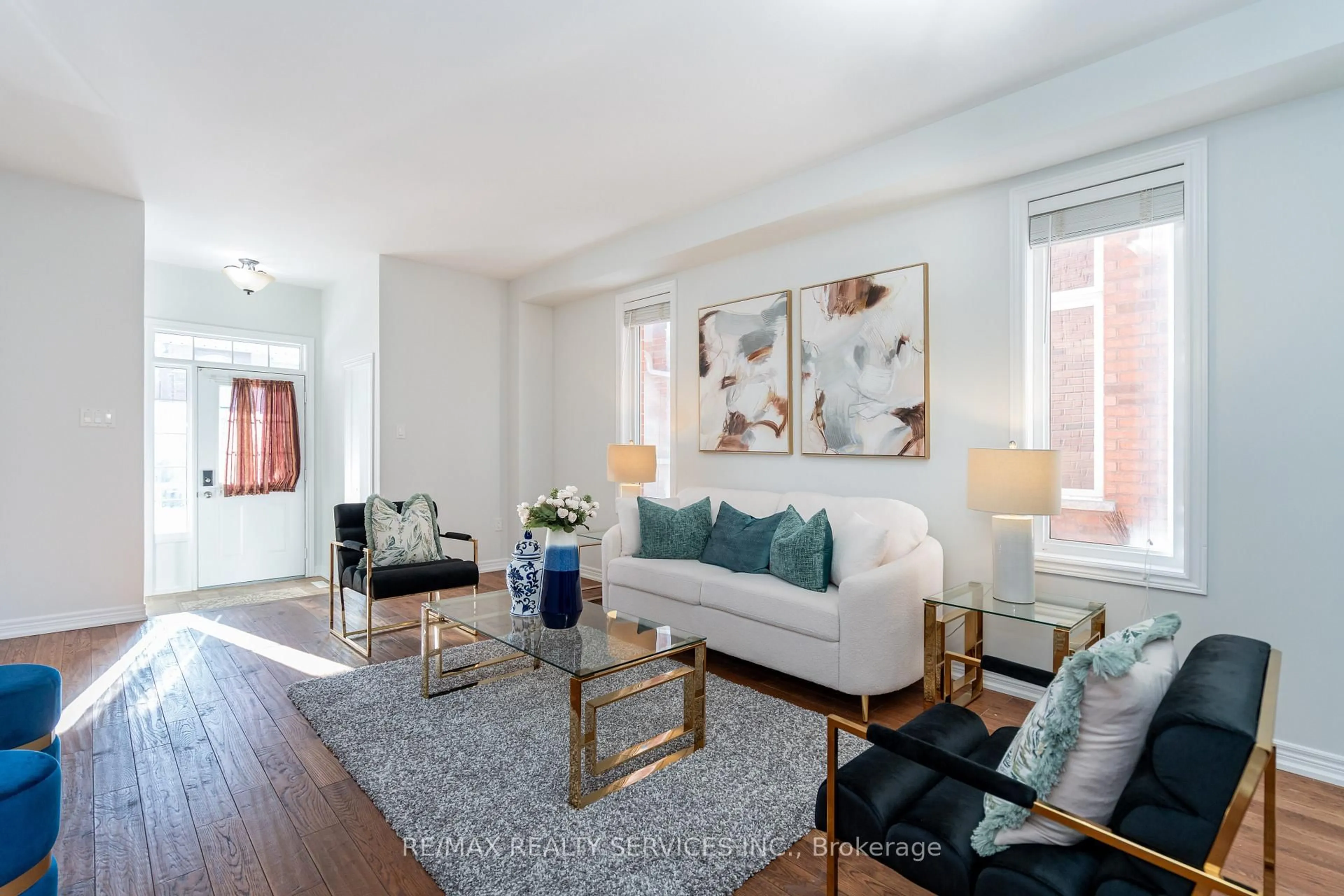 Living room with furniture, unknown for 112 Amaranth Cres, Brampton Ontario L7A 0L5