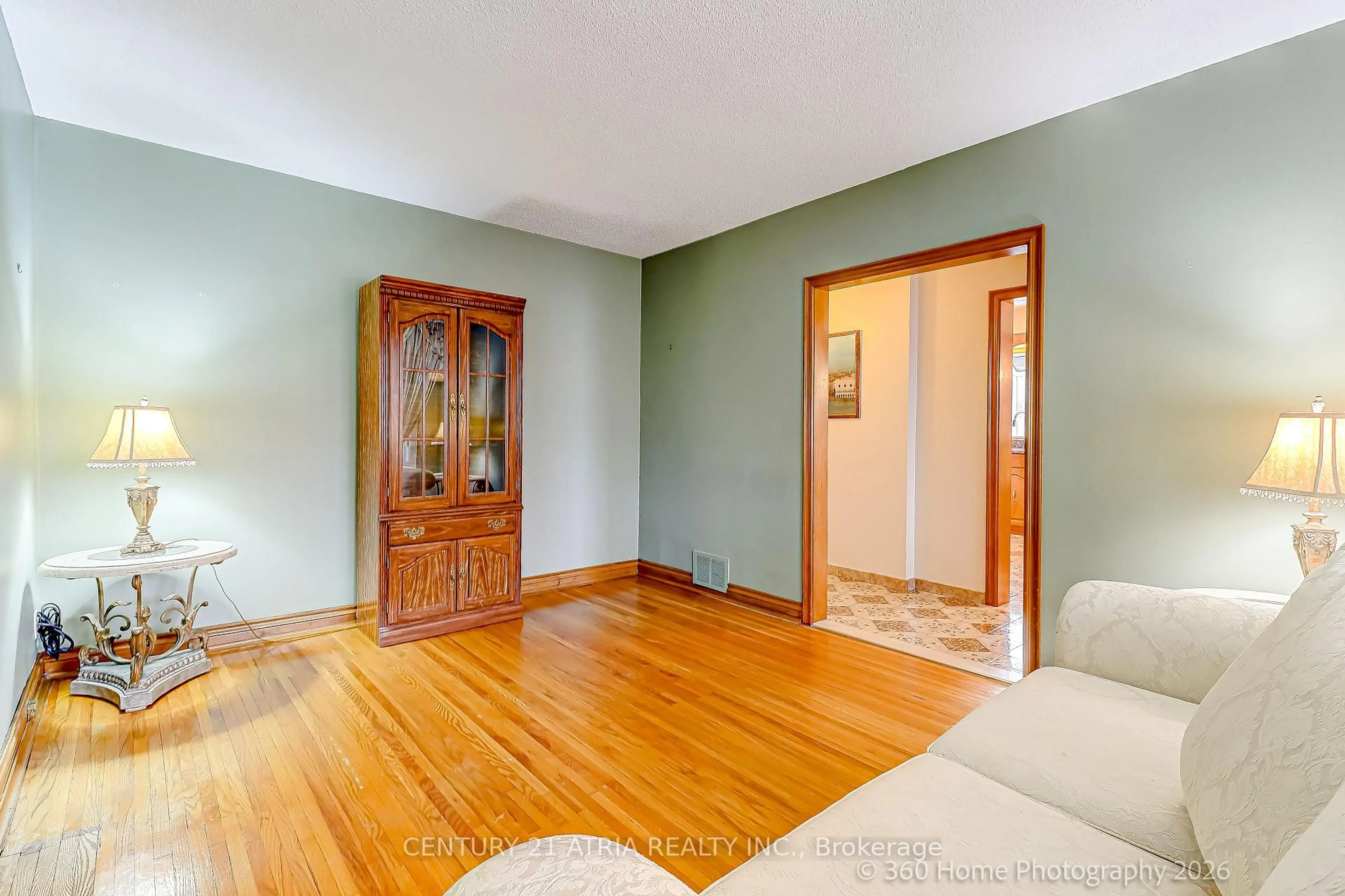 A pic of a room for 23 Tumpane St, Toronto Ontario M3M 1L5