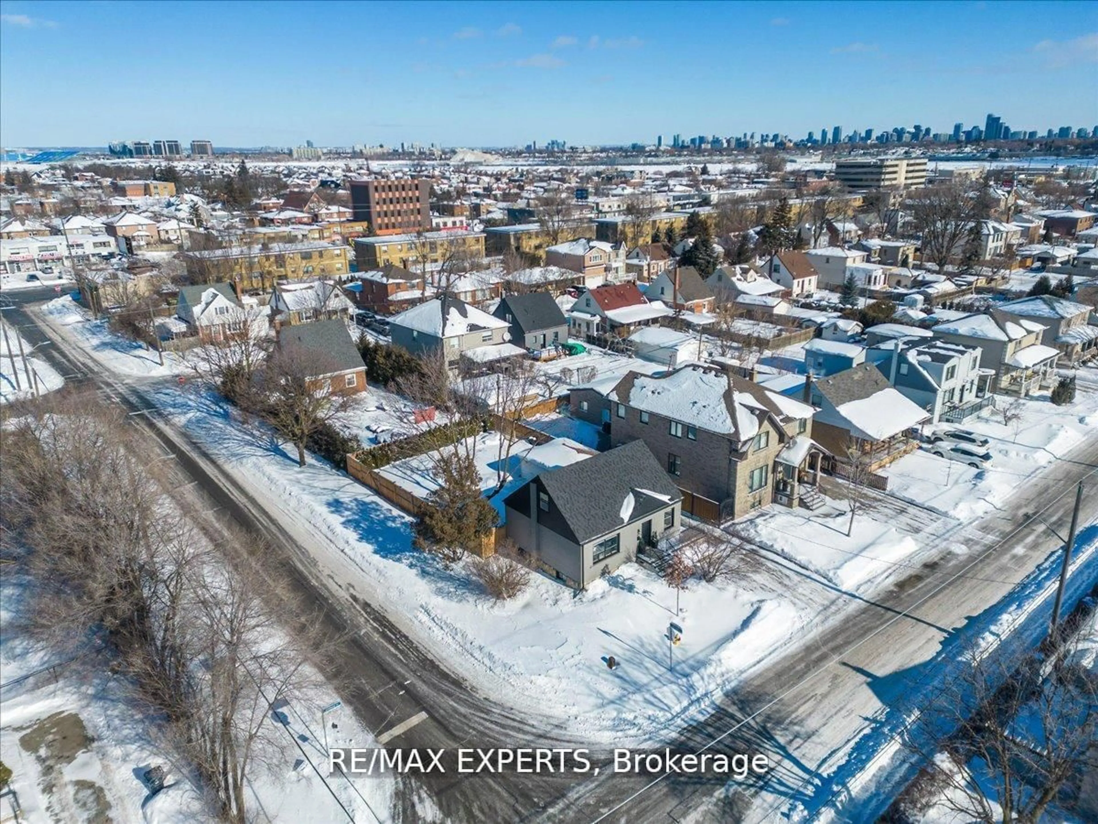 A pic from outside/outdoor area/front of a property/back of a property/a pic from drone, street for 60 Anthony Rd, Toronto Ontario M3K 1B3