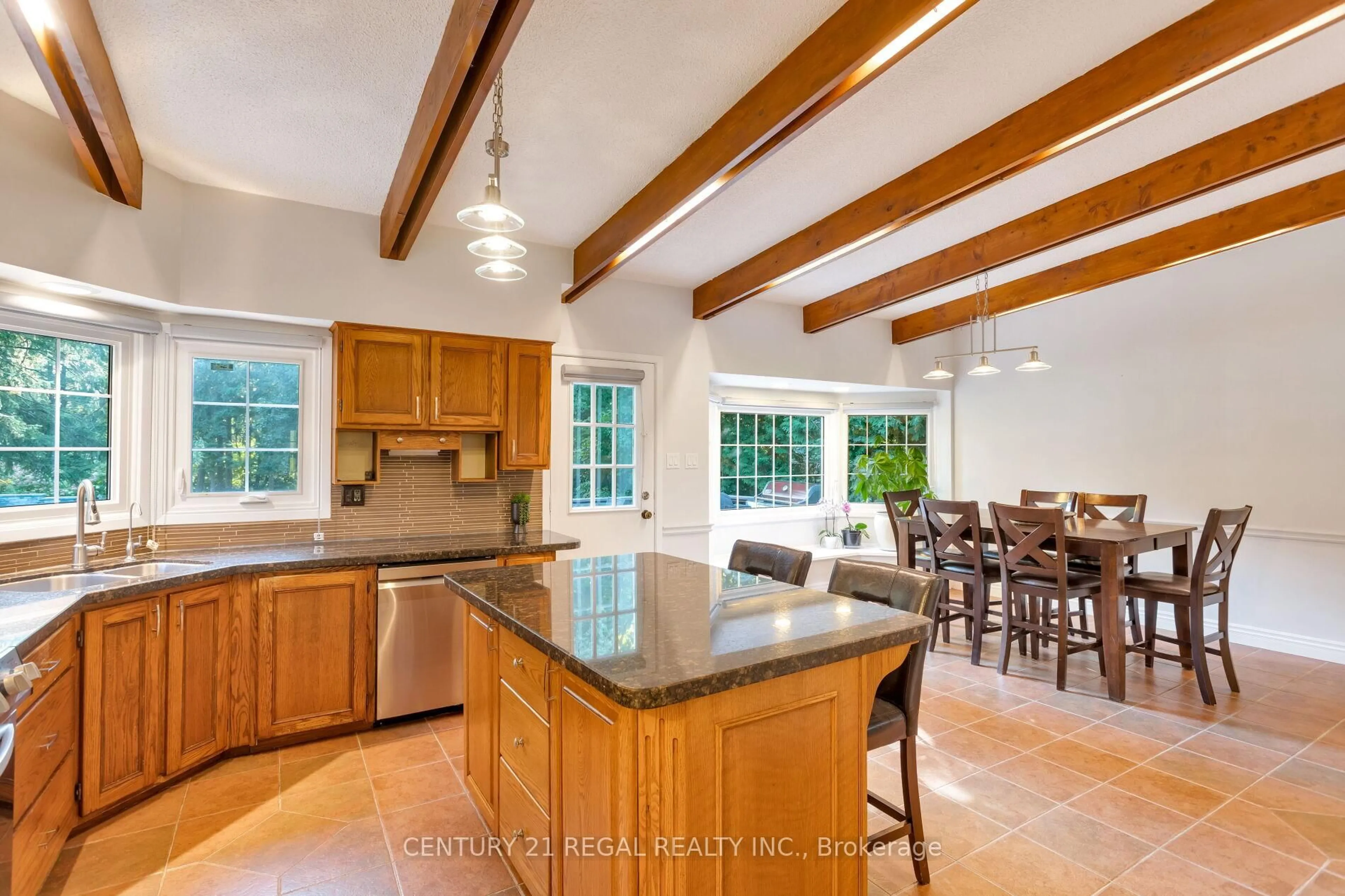 Open concept kitchen, ceramic/tile floor for 4434 Cedar Springs Rd, Burlington Ontario L7P 0P8