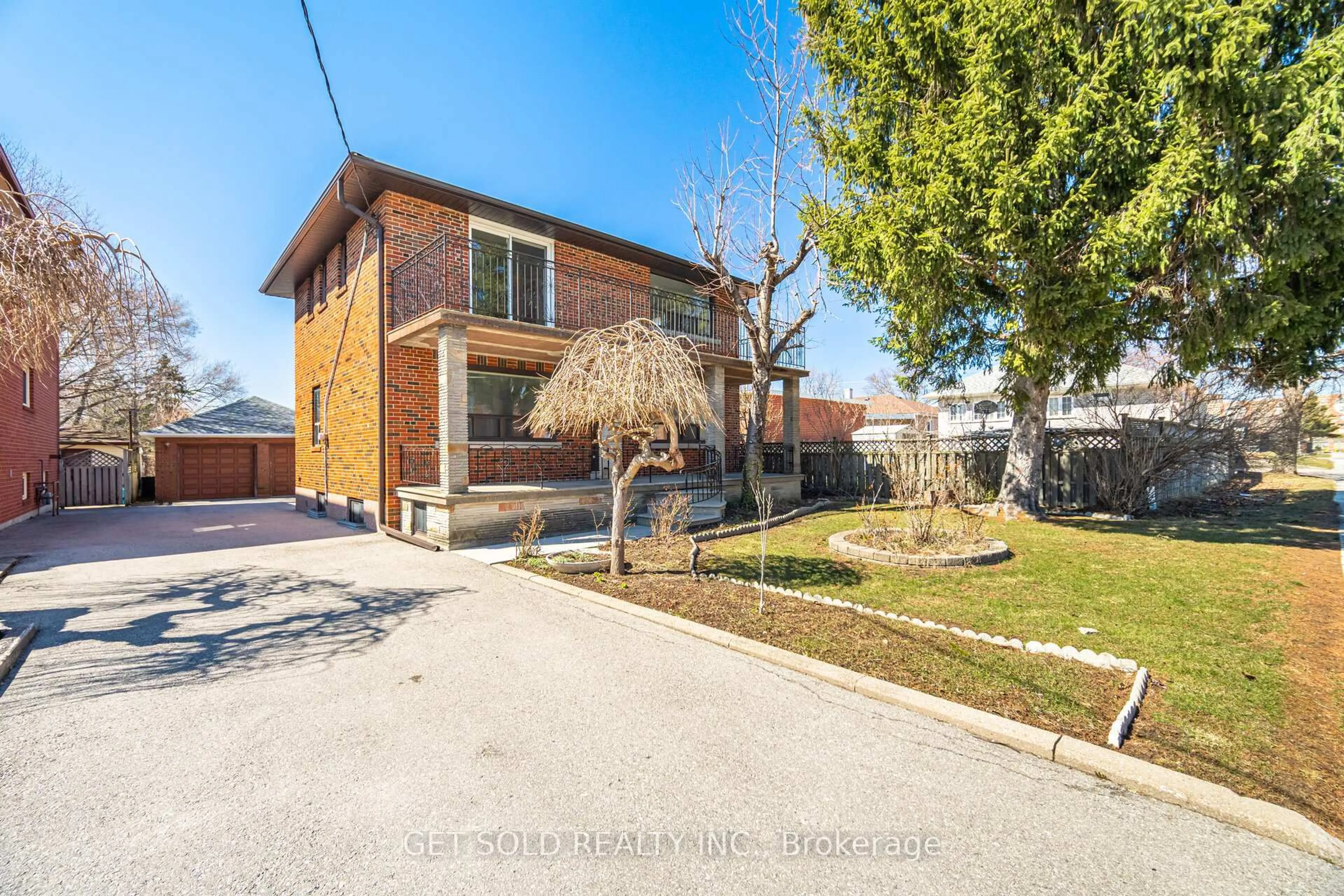 Home with brick exterior material, street for 60 Erie St, Toronto Ontario M6L 2P9