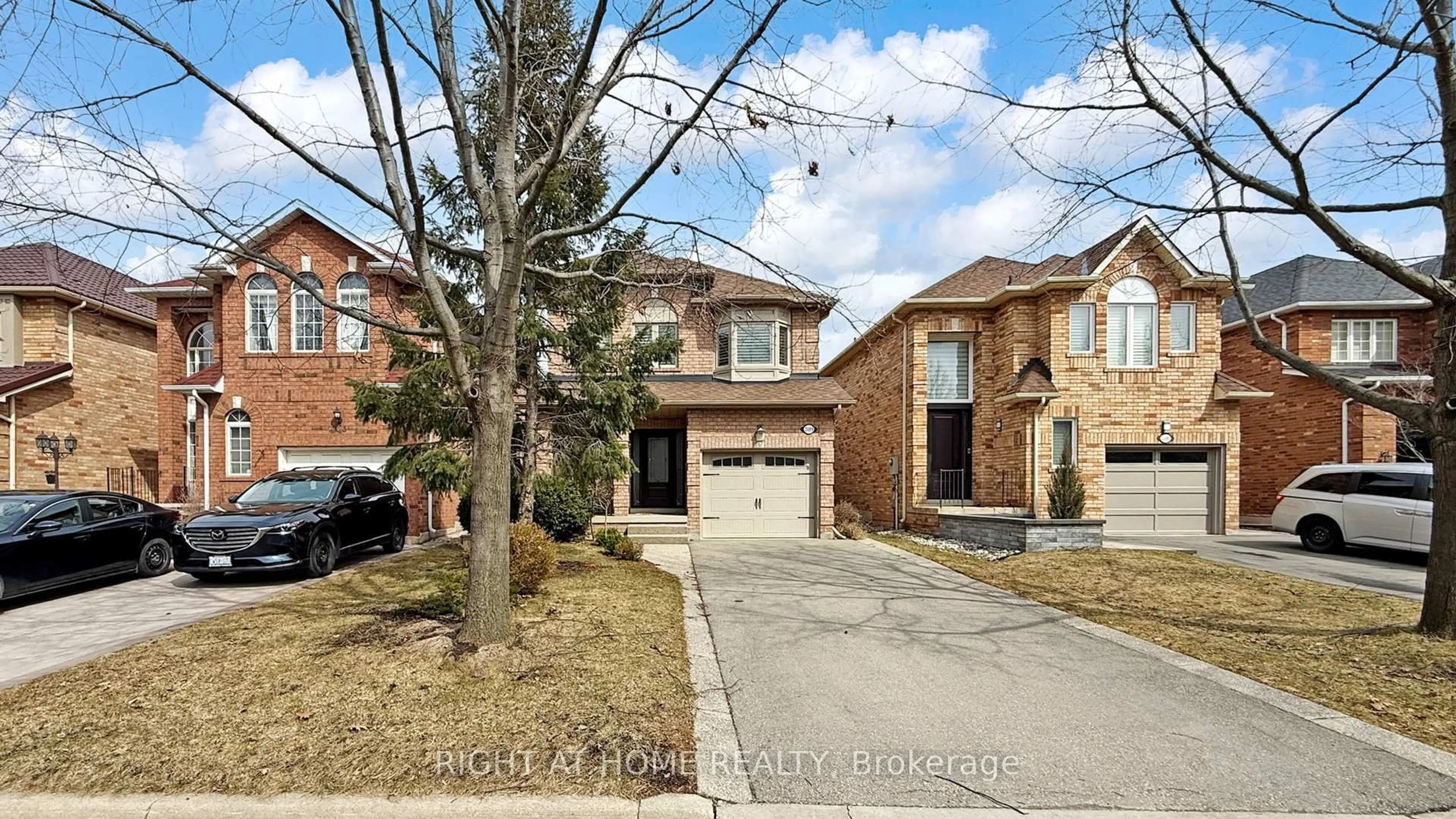 Home with brick exterior material, street for 2499 Logan Ave, Oakville Ontario L6H 6S1