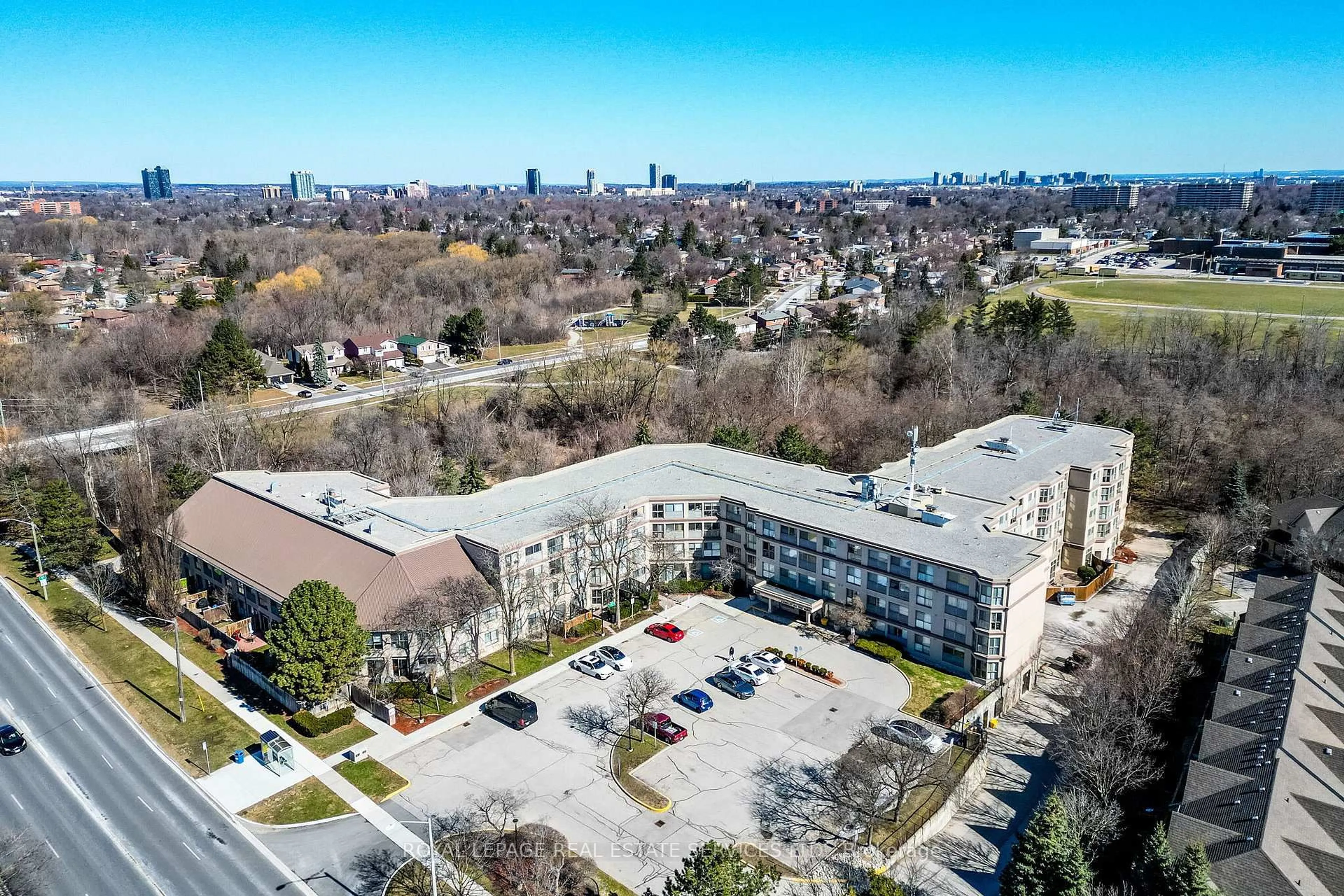 A pic from outside/outdoor area/front of a property/back of a property/a pic from drone, unknown for 8351 McLaughlin Rd #141, Brampton Ontario L6Y 4H8