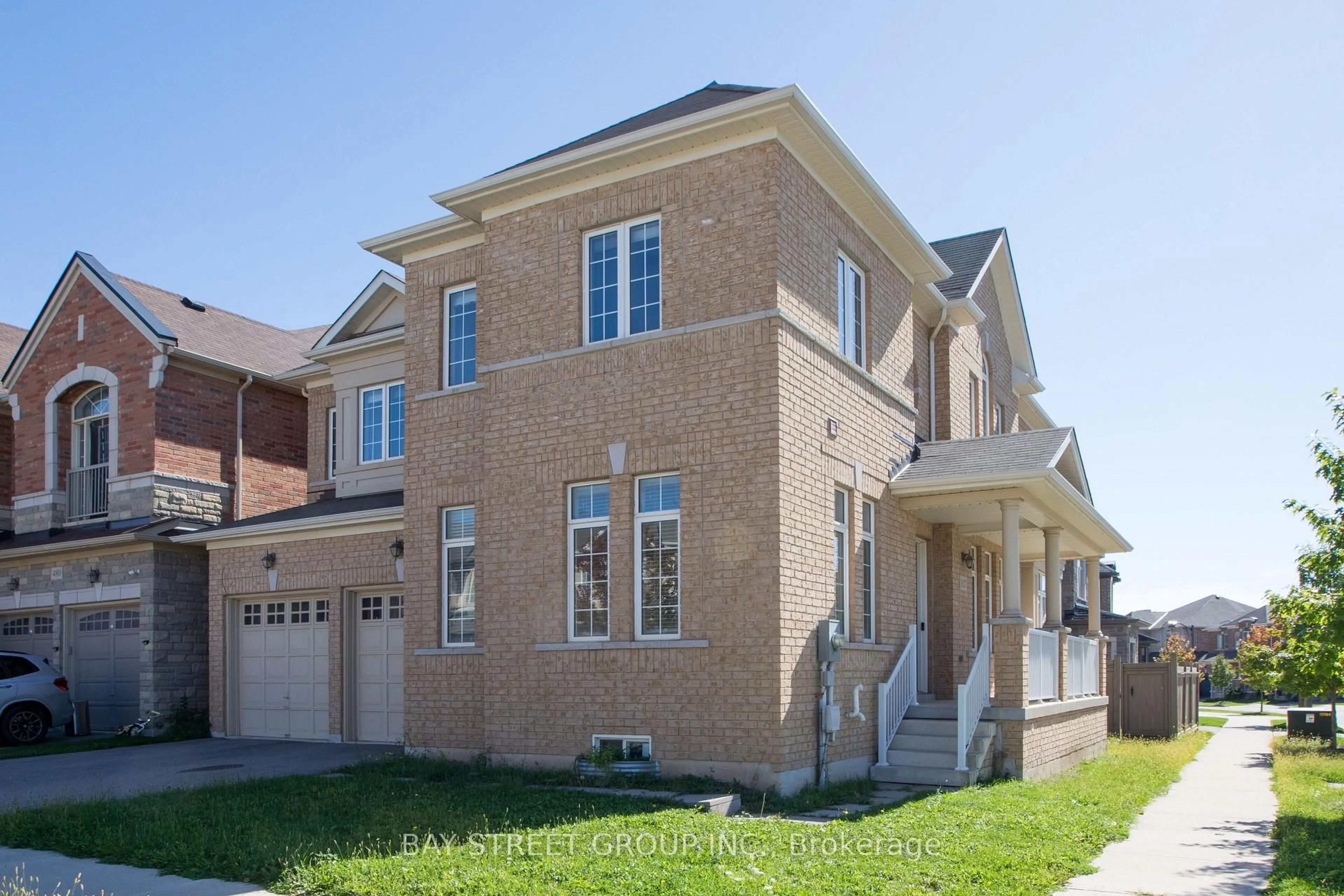 Home with brick exterior material, street for 3127 Streamwood Pass, Oakville Ontario L6H 0T2