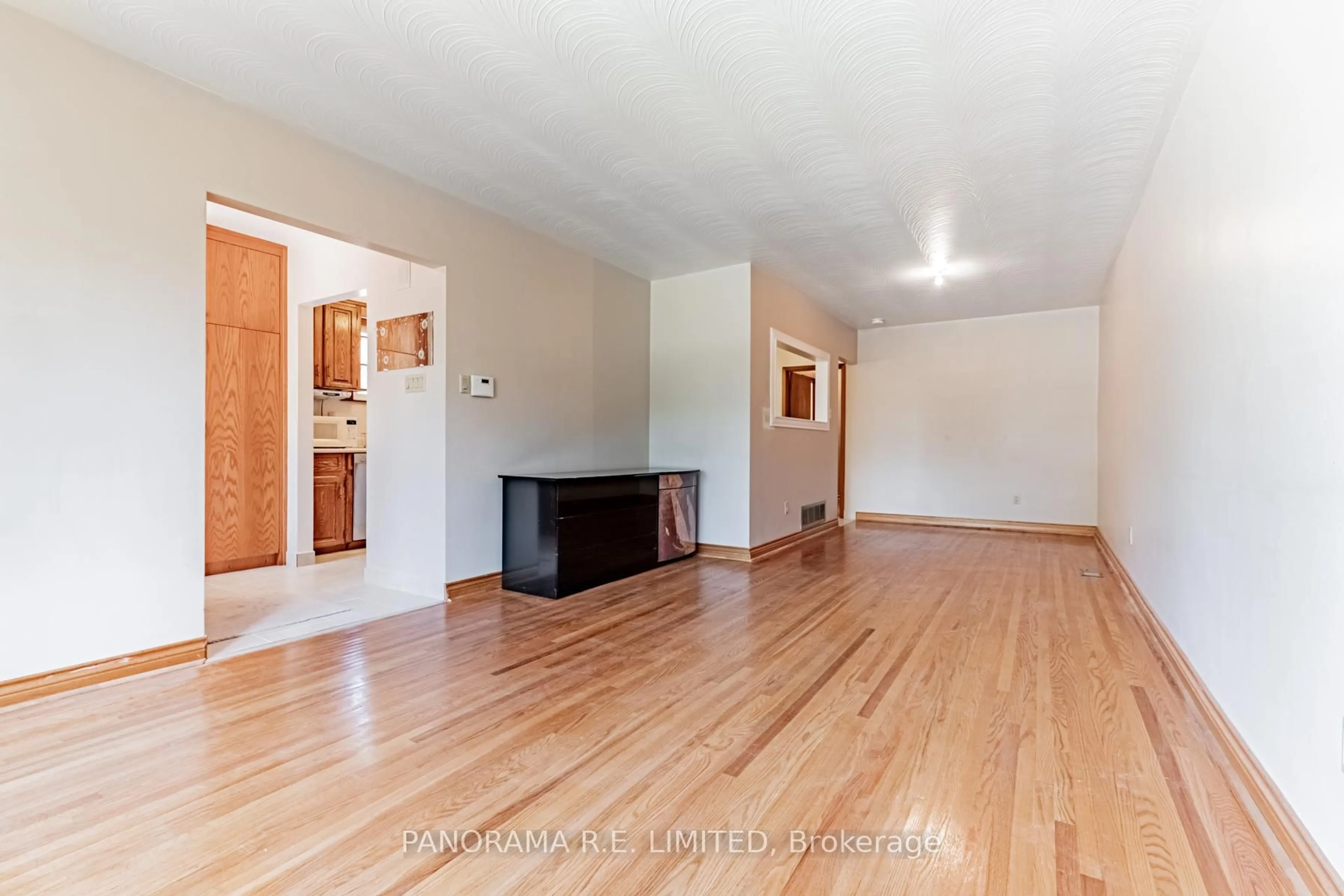 Unknown for 53 Vanguard Dr, Toronto Ontario M9B 5E8