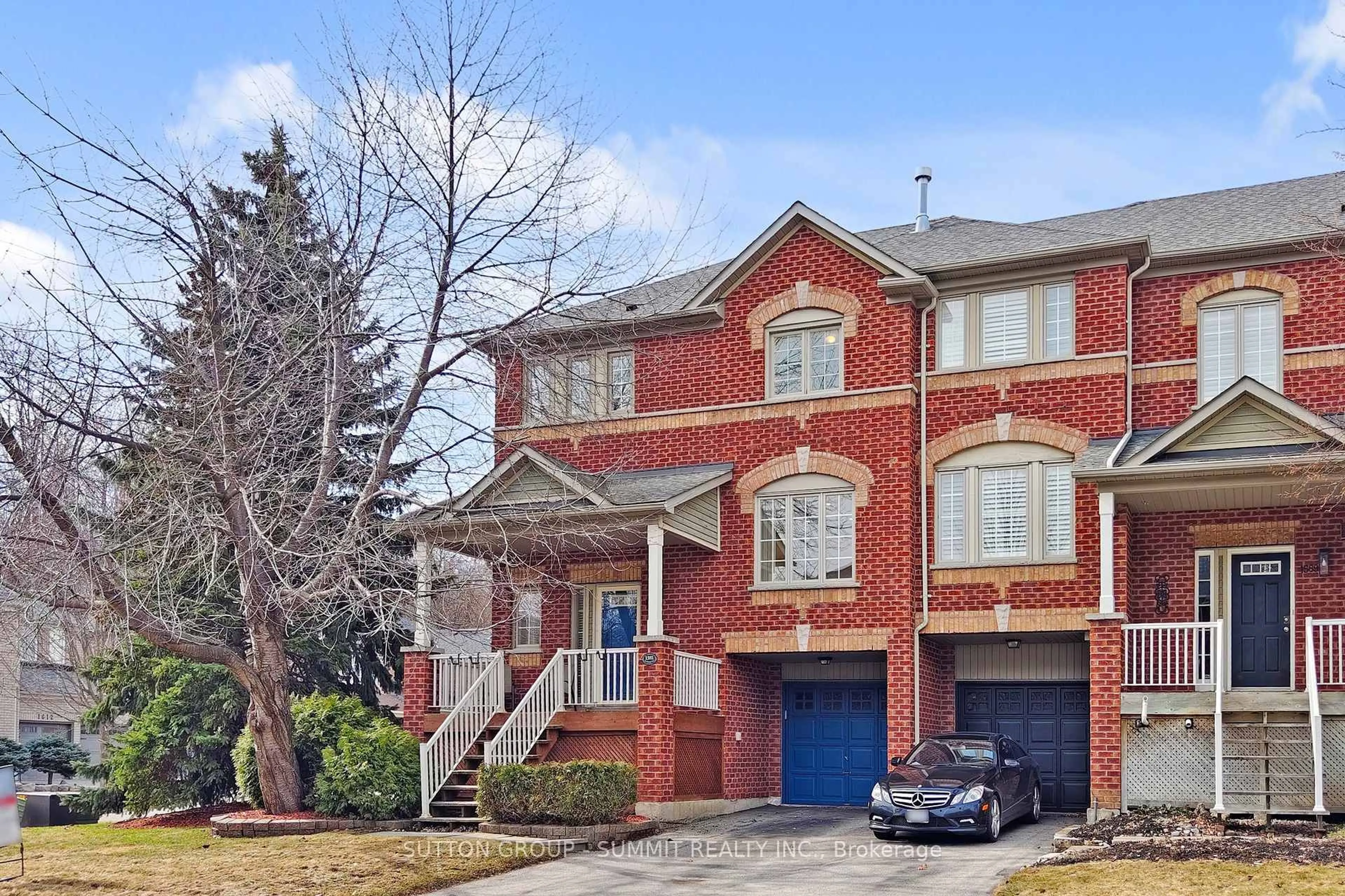 Home with brick exterior material, street for 1591 WOODHENGE Way, Mississauga Ontario L5N 7T1