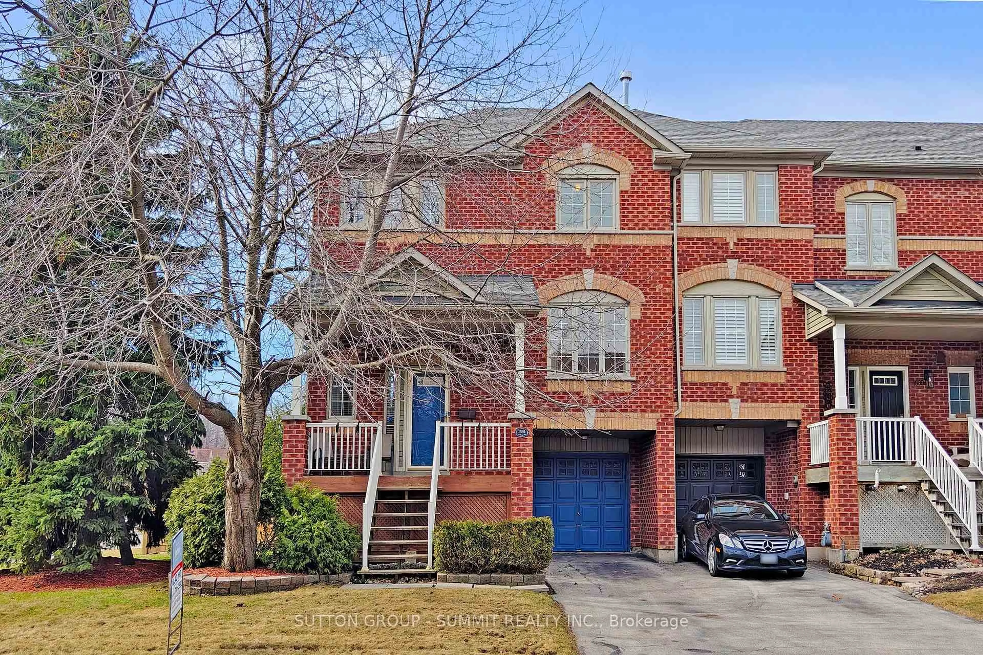 Home with brick exterior material, street for 1591 WOODHENGE Way, Mississauga Ontario L5N 7T1