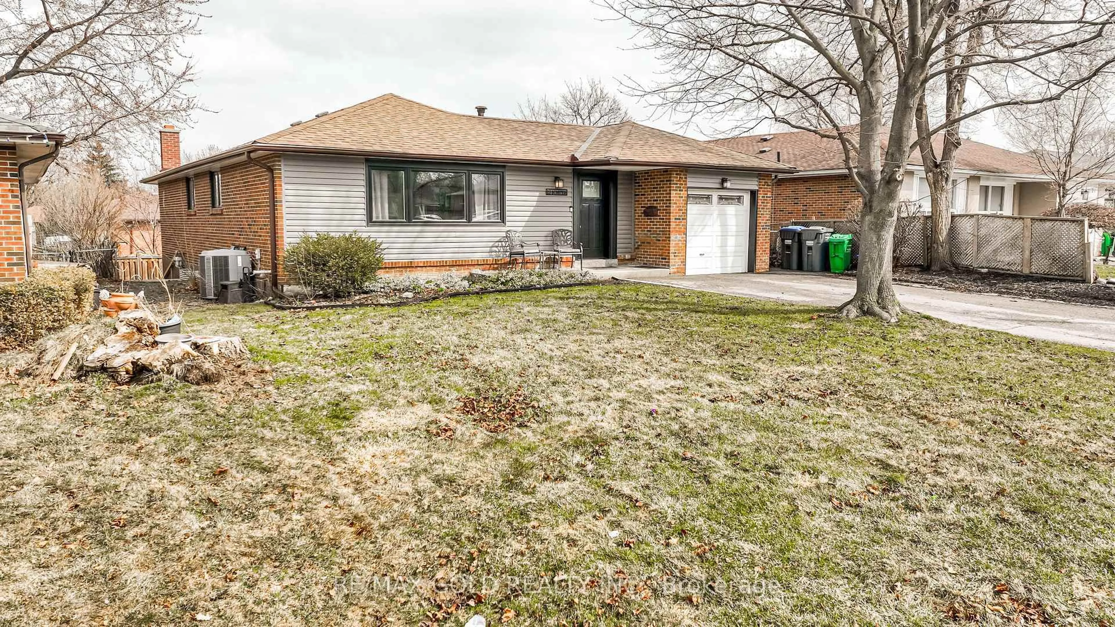 Home with brick exterior material, street for 23 Dunster Cres, Brampton Ontario L6T 3J8