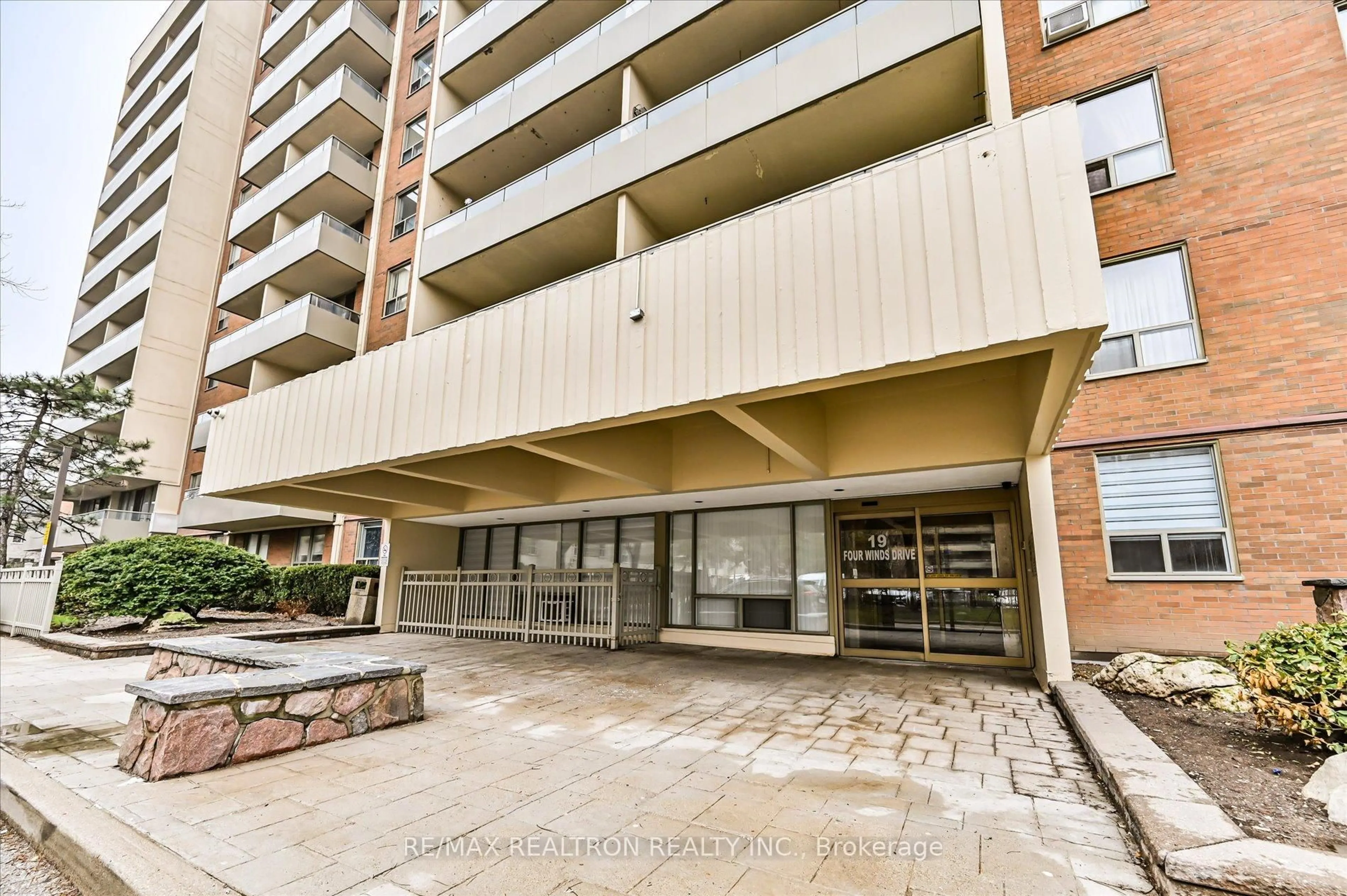 Unknown for 19 Four Winds Dr #602, Toronto Ontario M3J 2S9