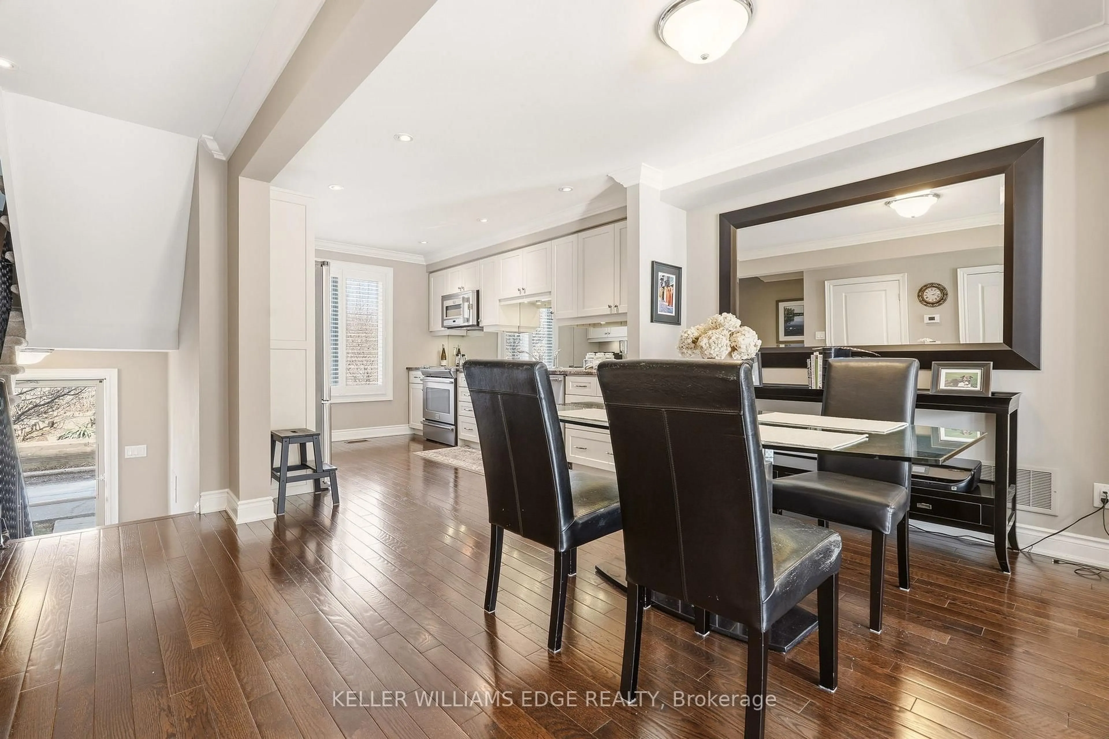 Dining room, unknown for 1528 Westminster Pl, Burlington Ontario L7P 2B5