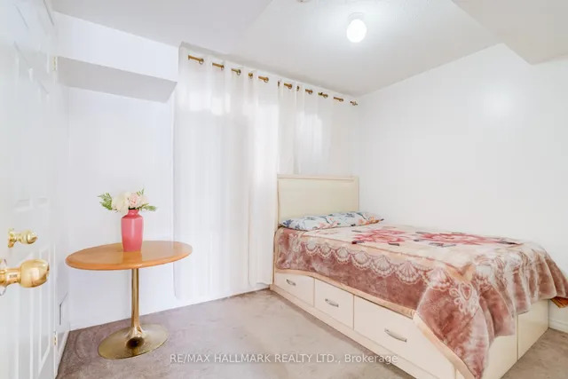 55 Ted Wray Circ, Toronto 4