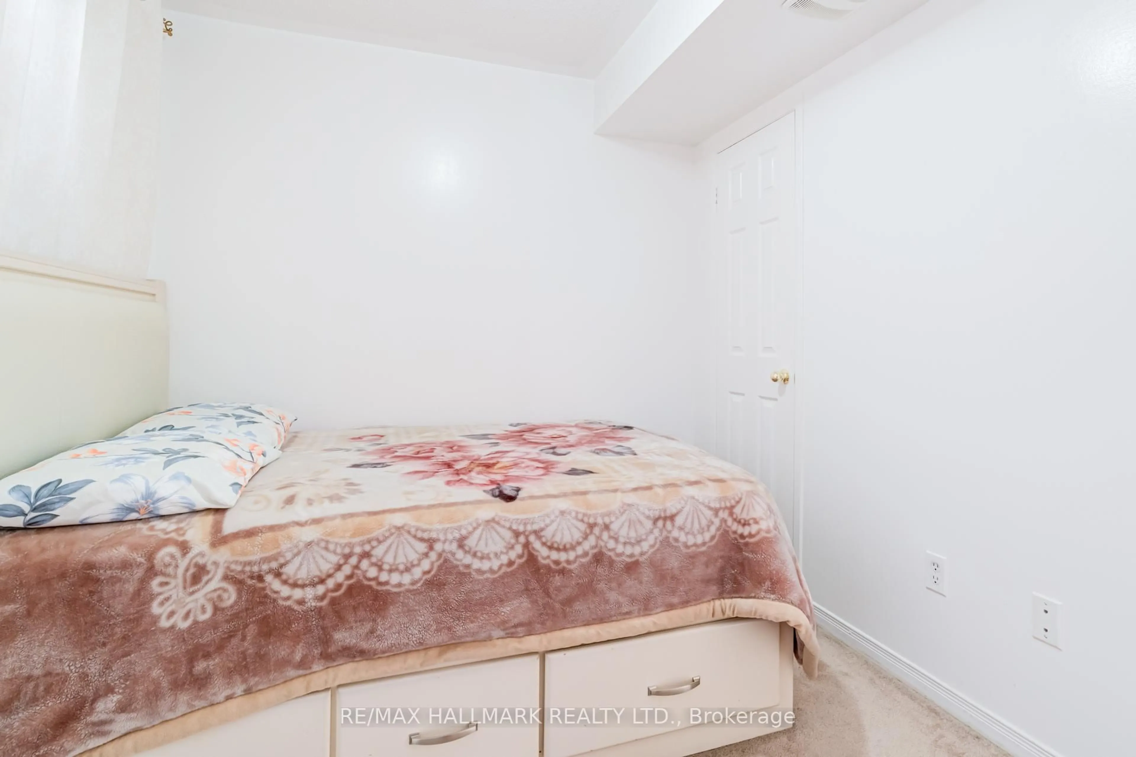 A pic of a room for 55 Ted Wray Circ, Toronto Ontario M3L 0G8