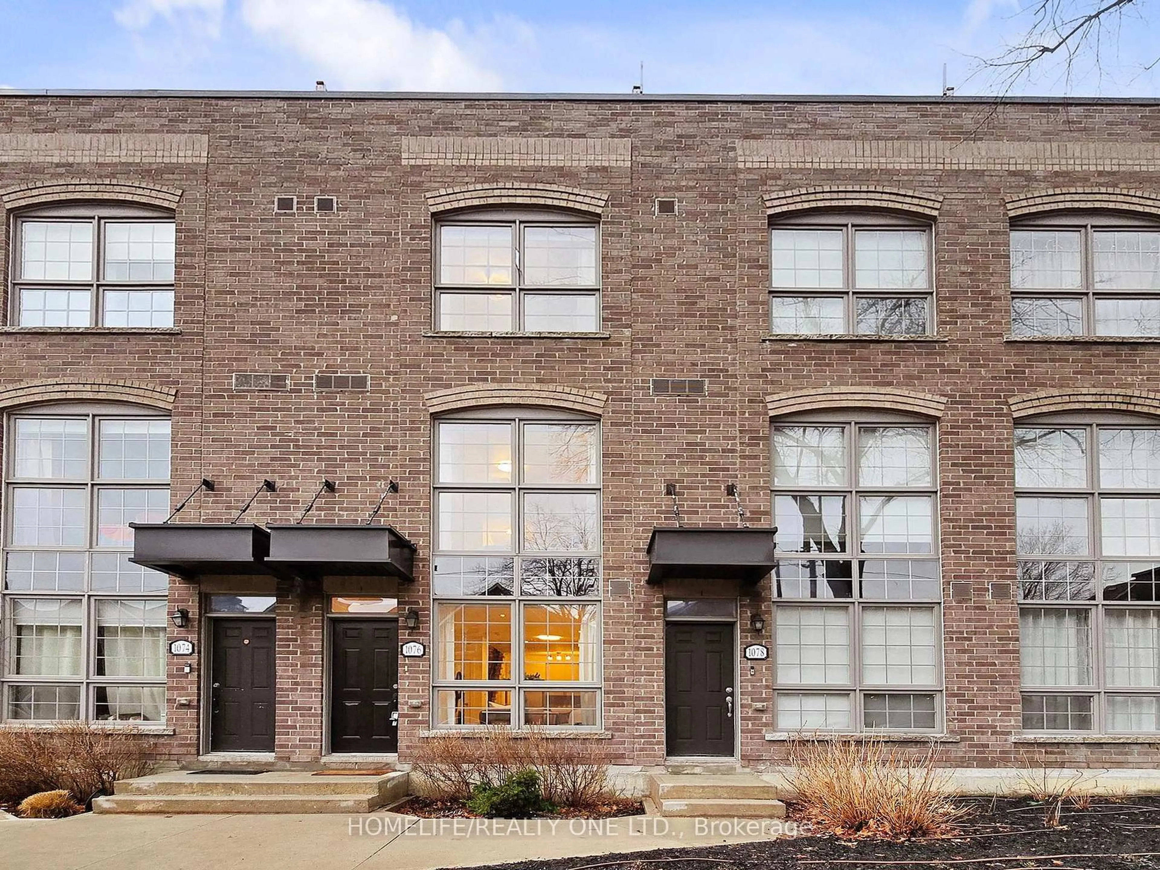 Home with brick exterior material, street for 1076 Lansdowne Ave, Toronto Ontario M6H 4H2