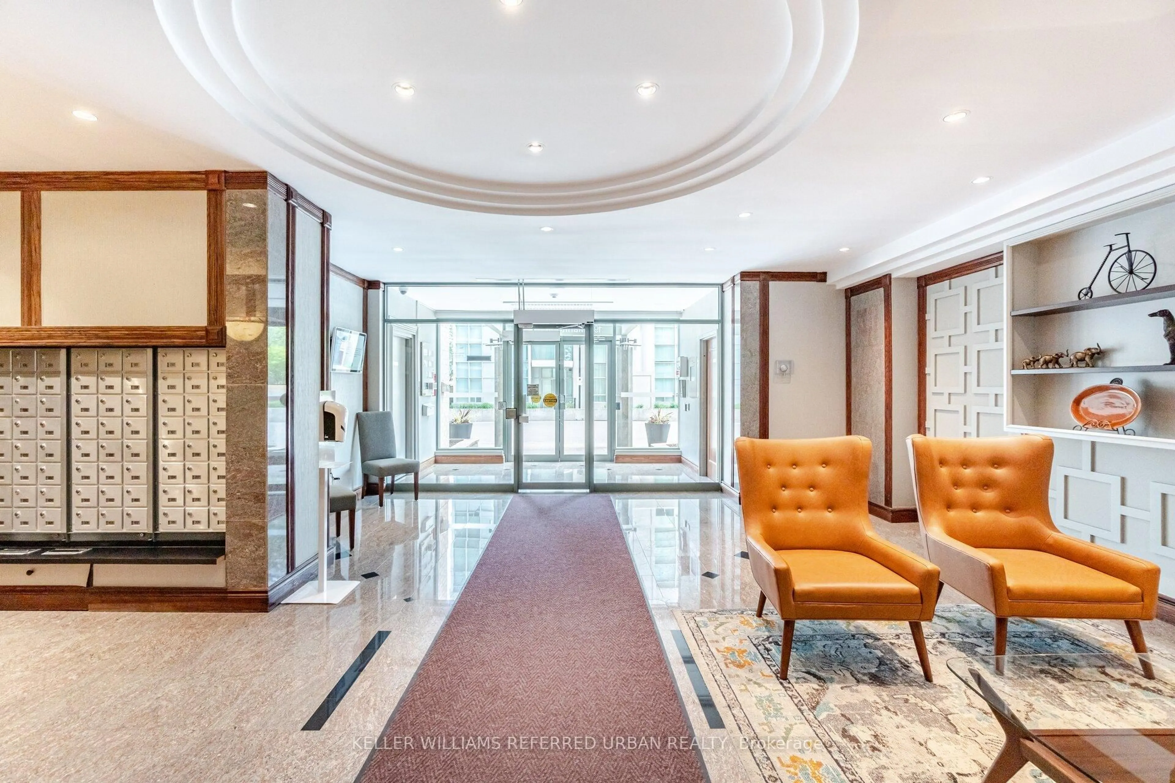 Lobby for 190 Manitoba St #707, Toronto Ontario M8Y 3Y8